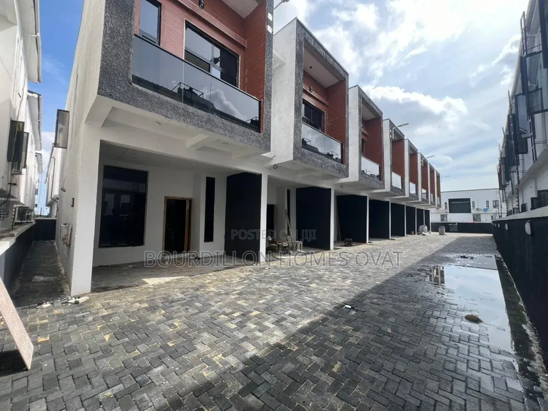 3bdrm Duplex in Ajah, General Paint for sale