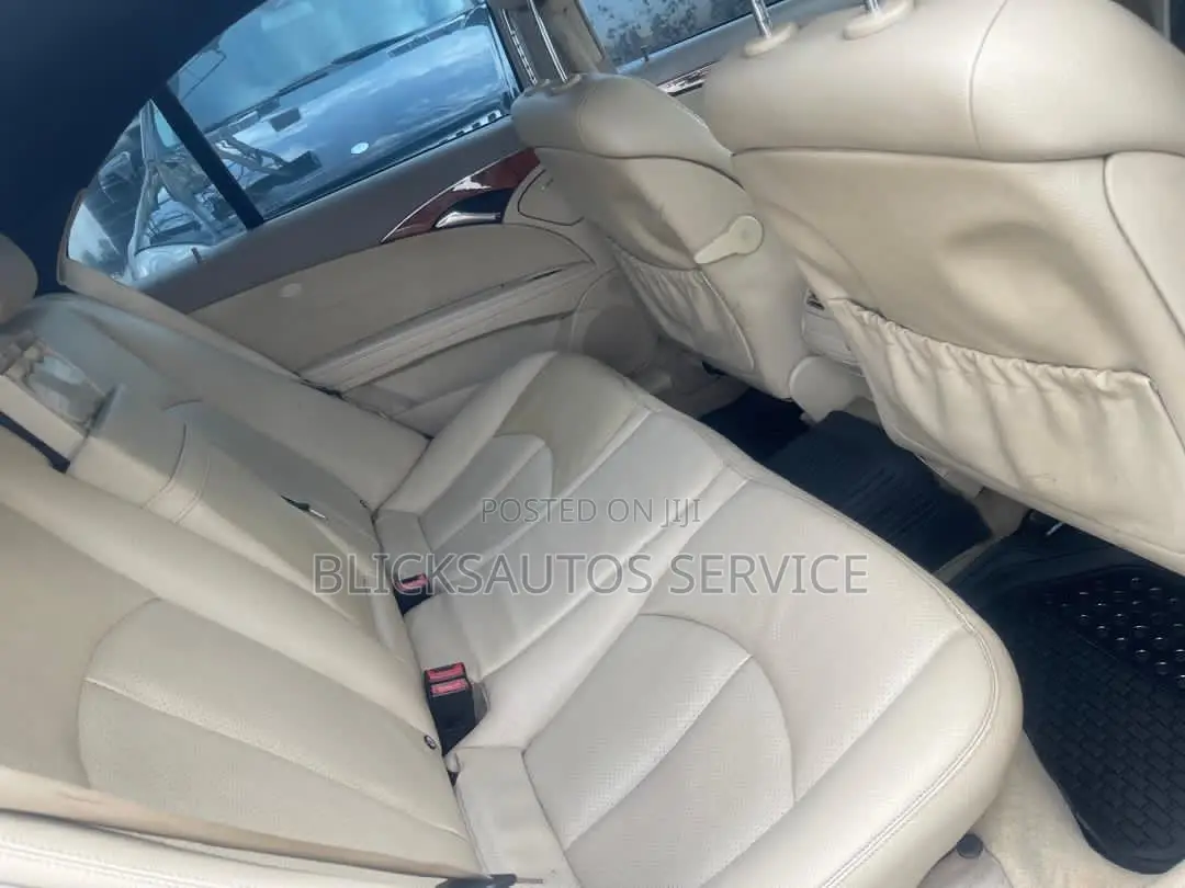 Mercedes-Benz E350 Base 4Matic Sedan AWD (3.5L 6cyl 5A) 2006