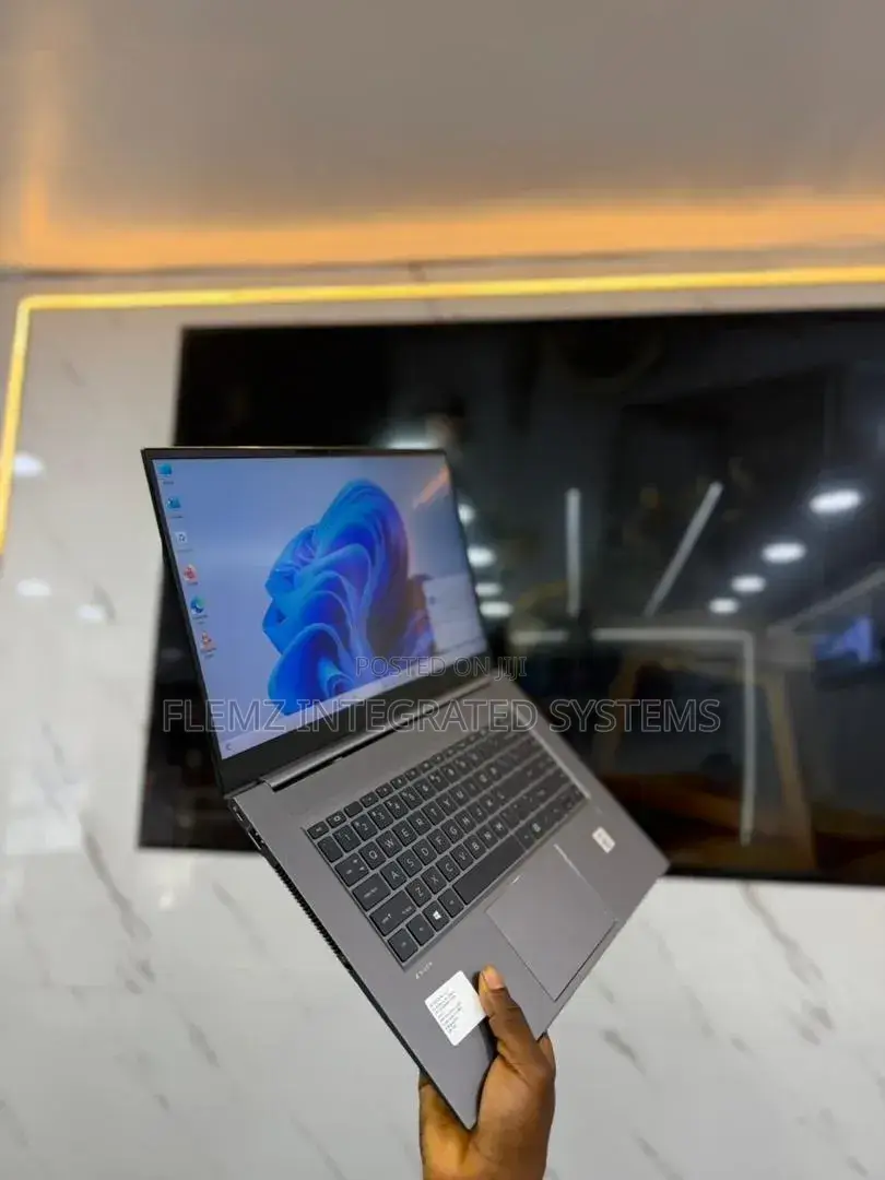 Laptop HP Zbook Studio G7 16GB Intel Core i7 SSD 512GB