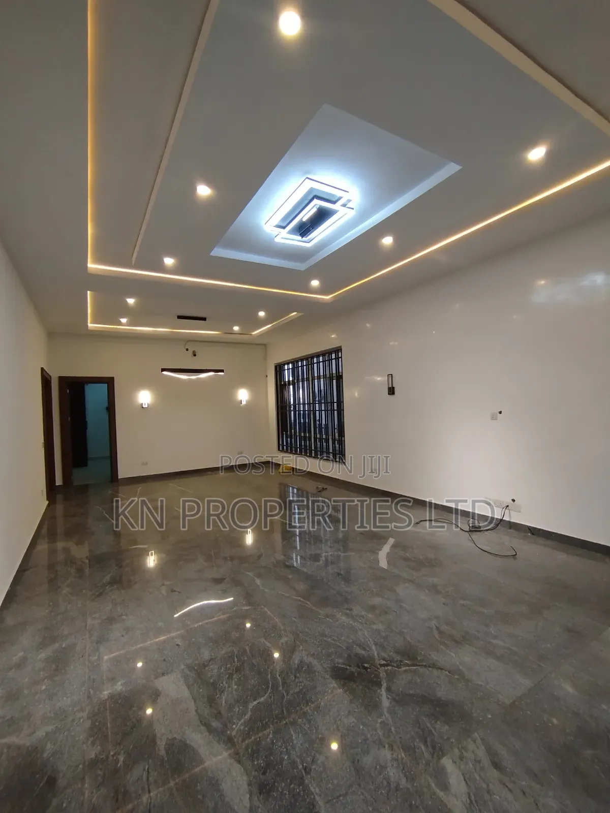 5bdrm Duplex in Guzape Main for rent