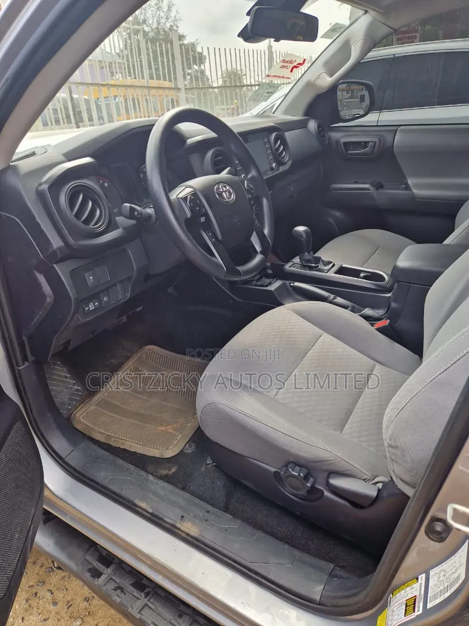 Toyota Tacoma 2021 Gray