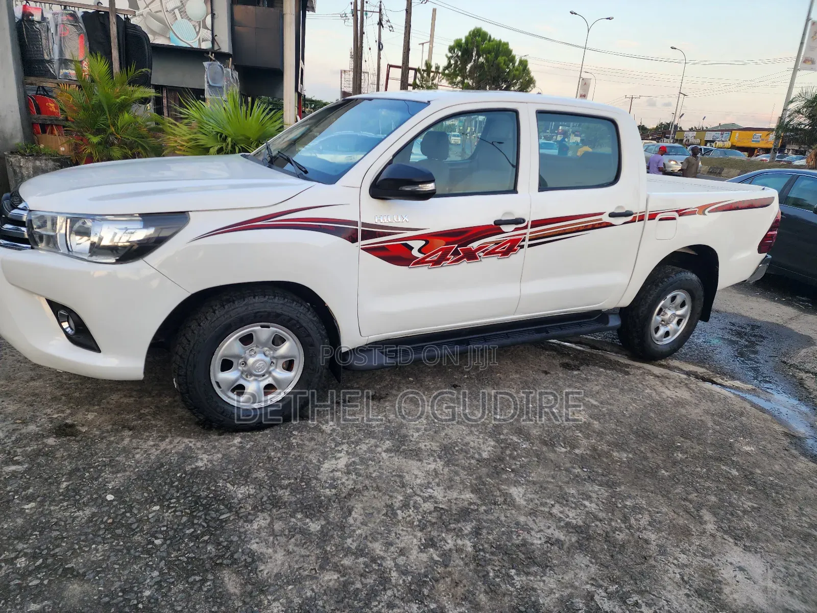 Toyota Hilux 3.0 D-4D 4x4 2012 White