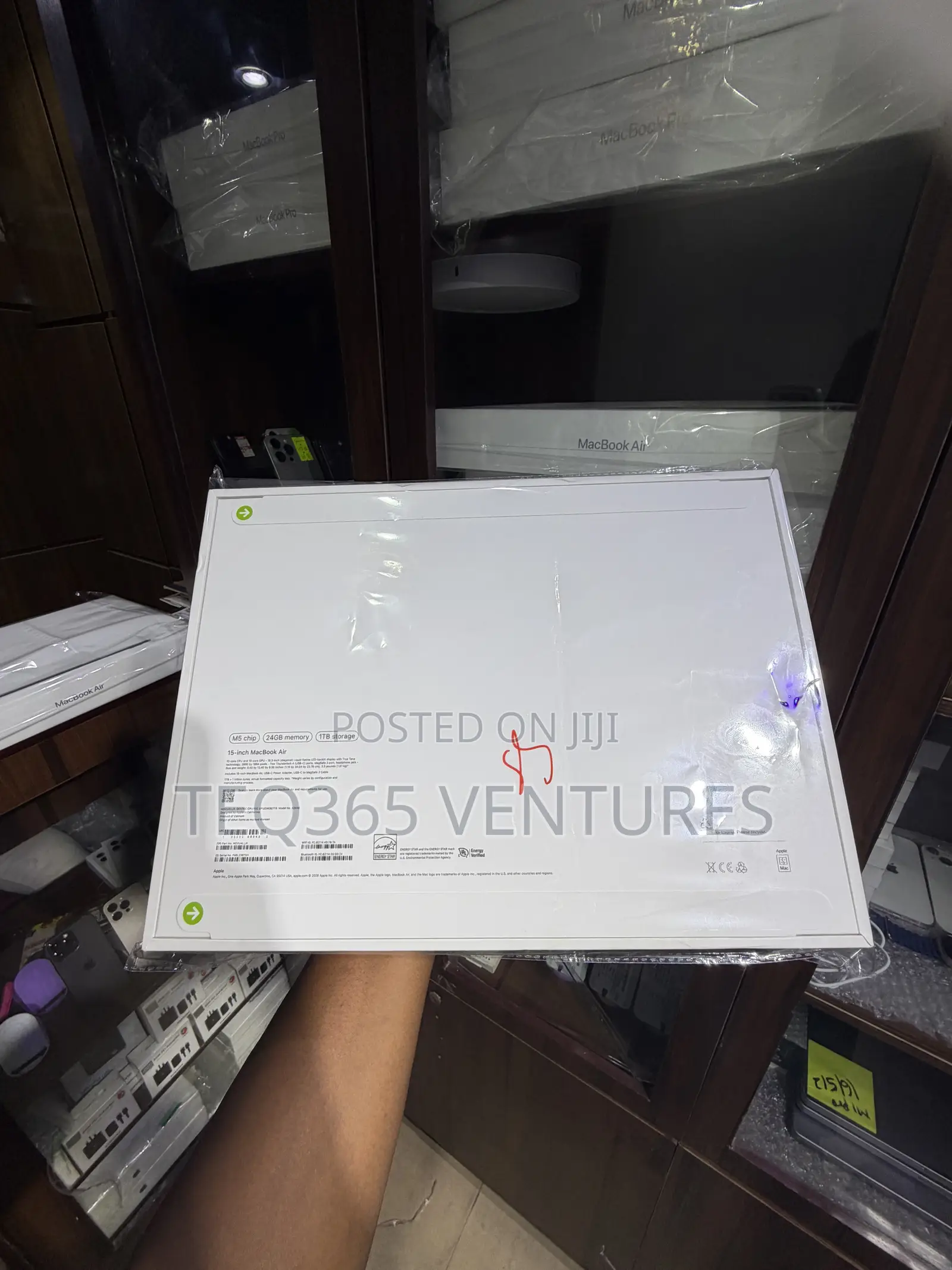 New Laptop Apple MacBook Air 24GB Apple M5 SSD 1T