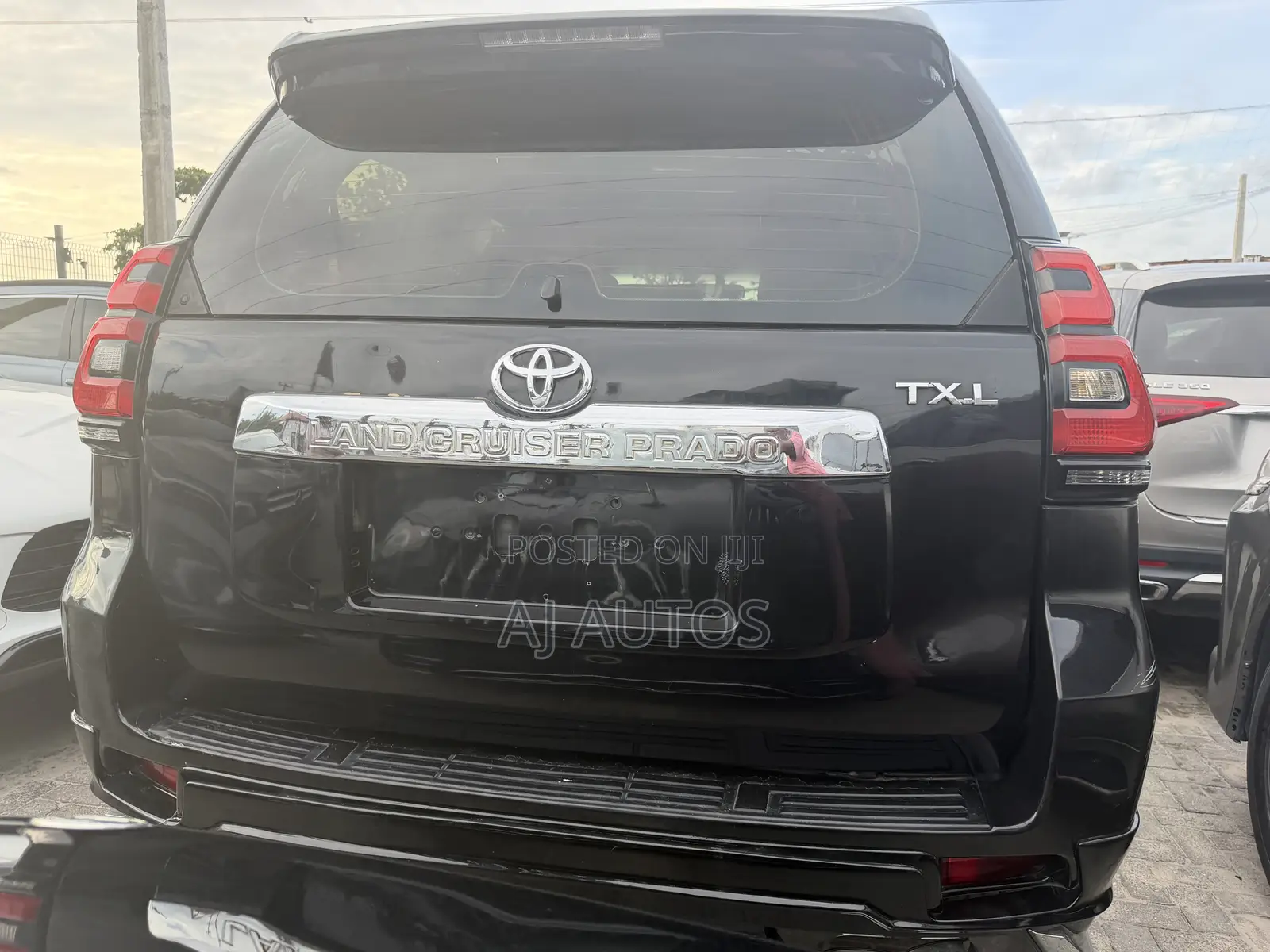 Toyota Land Cruiser Prado 2012 Black