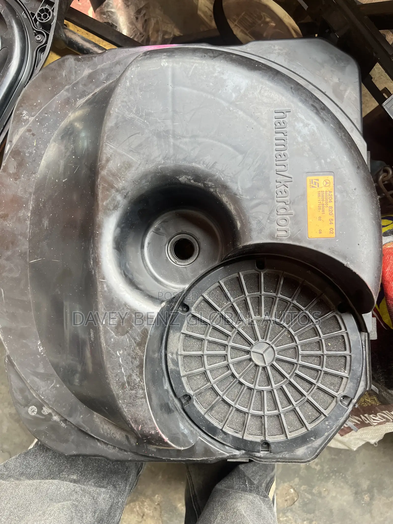 Woofer for GLK 2010