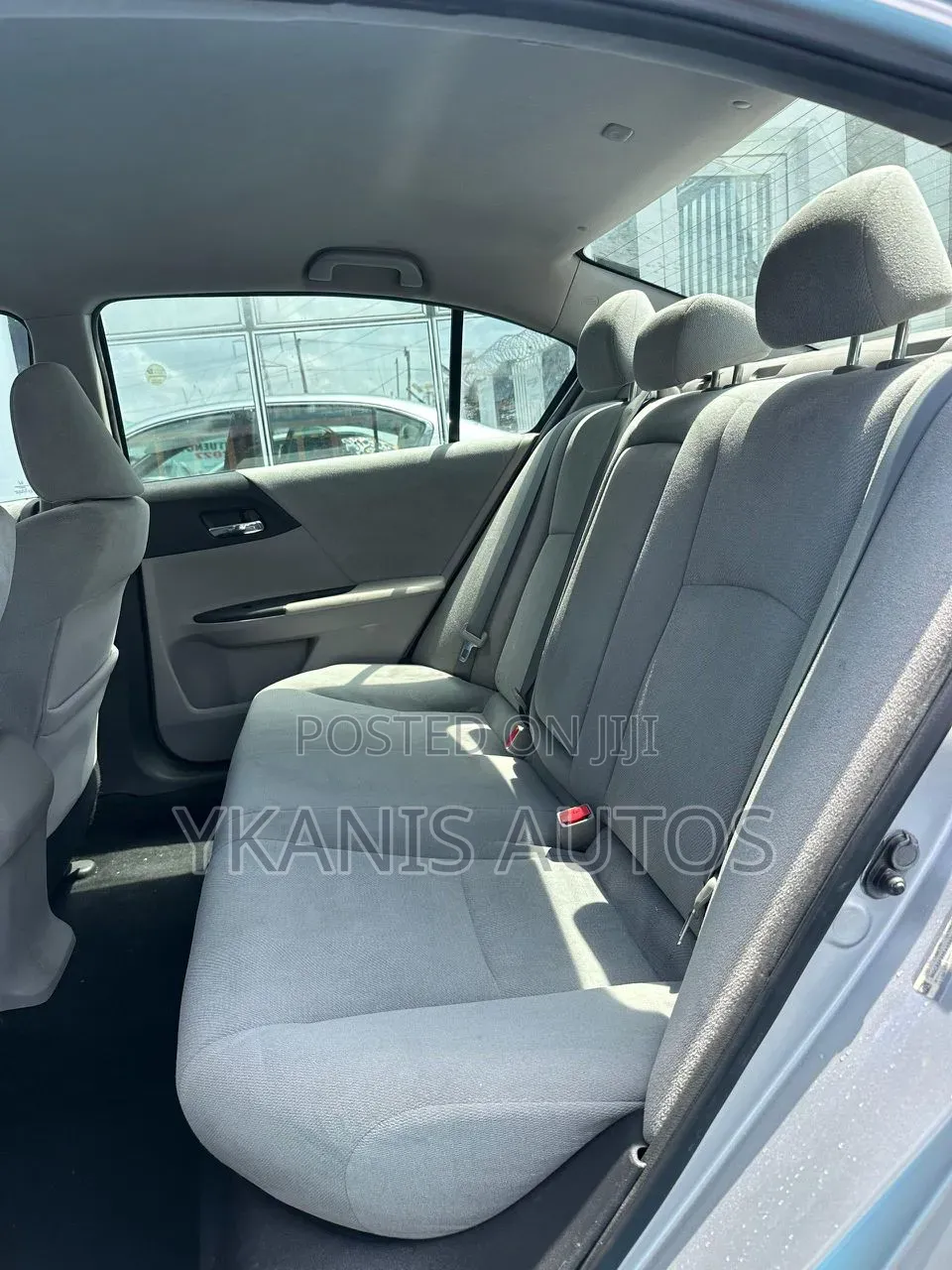 Honda Accord EX 4dr Sedan FWD (2.4L 4cyl 2A) 2013 Silver