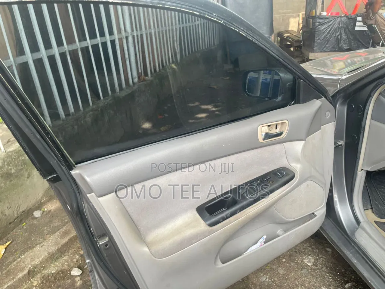 Toyota Camry LE 4dr Sedan (2.4L 4cyl 5A) 2006 Gray