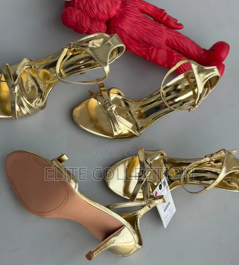 *Gold Strappy Stiletto Sandals With a Bow-Knot Size:37-42*Colour:Gold