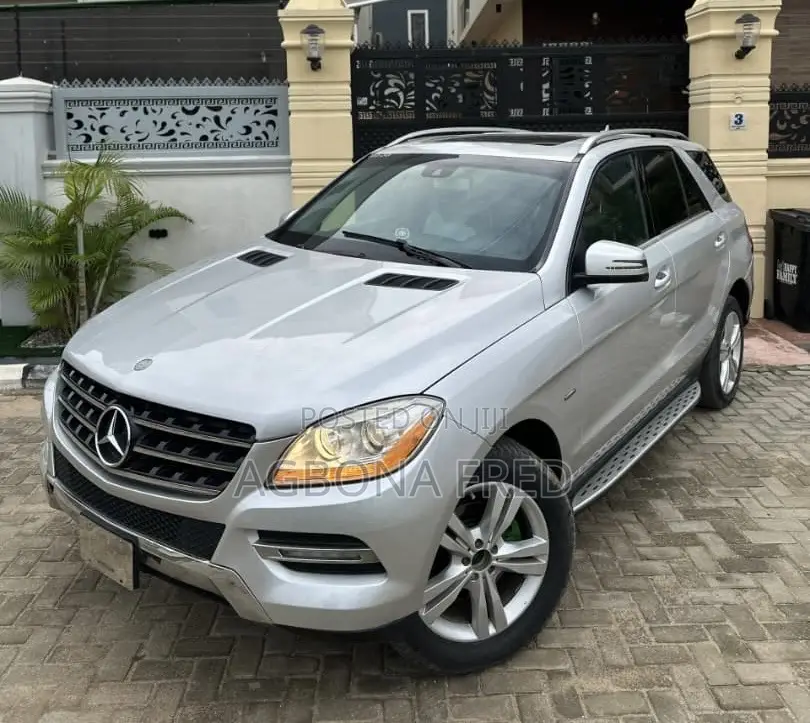 Mercedes-Benz M Class 2012 Silver