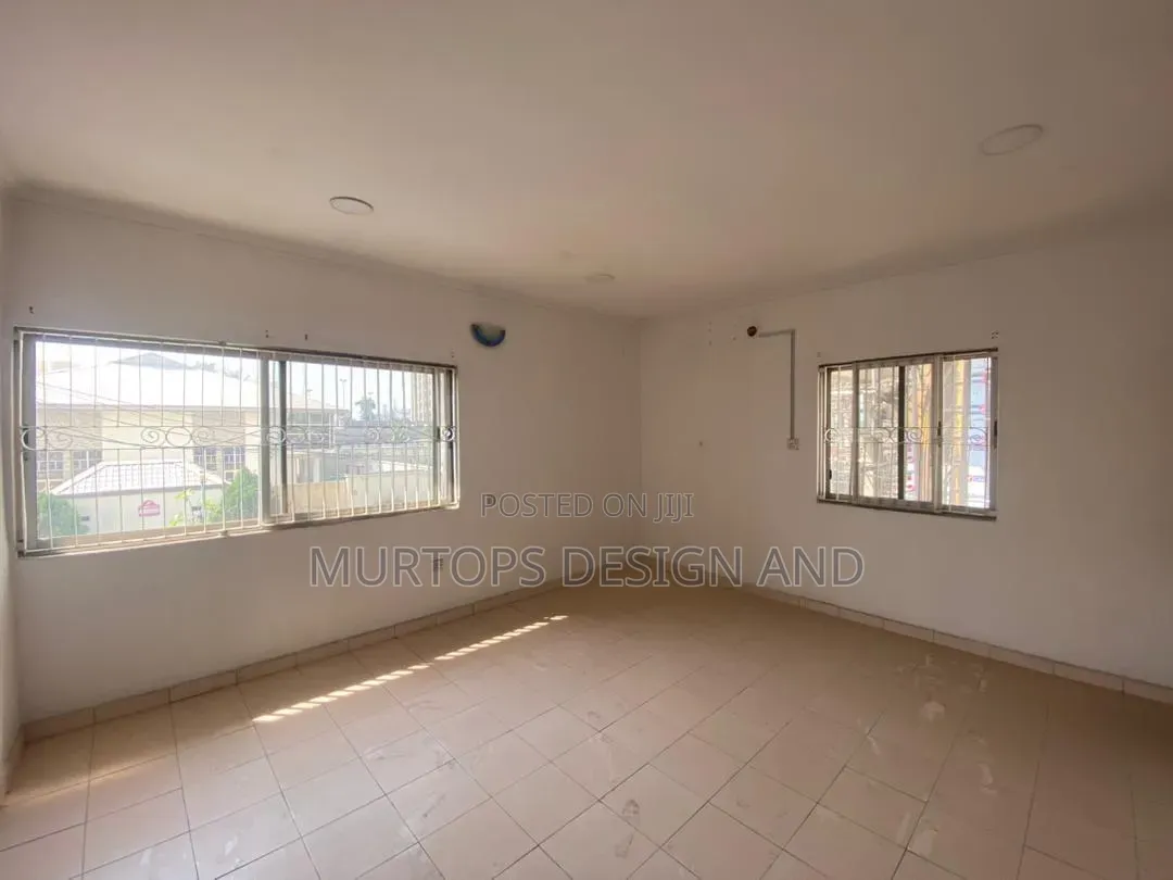 5bdrm Duplex in Ahmadu Bello Way for rent