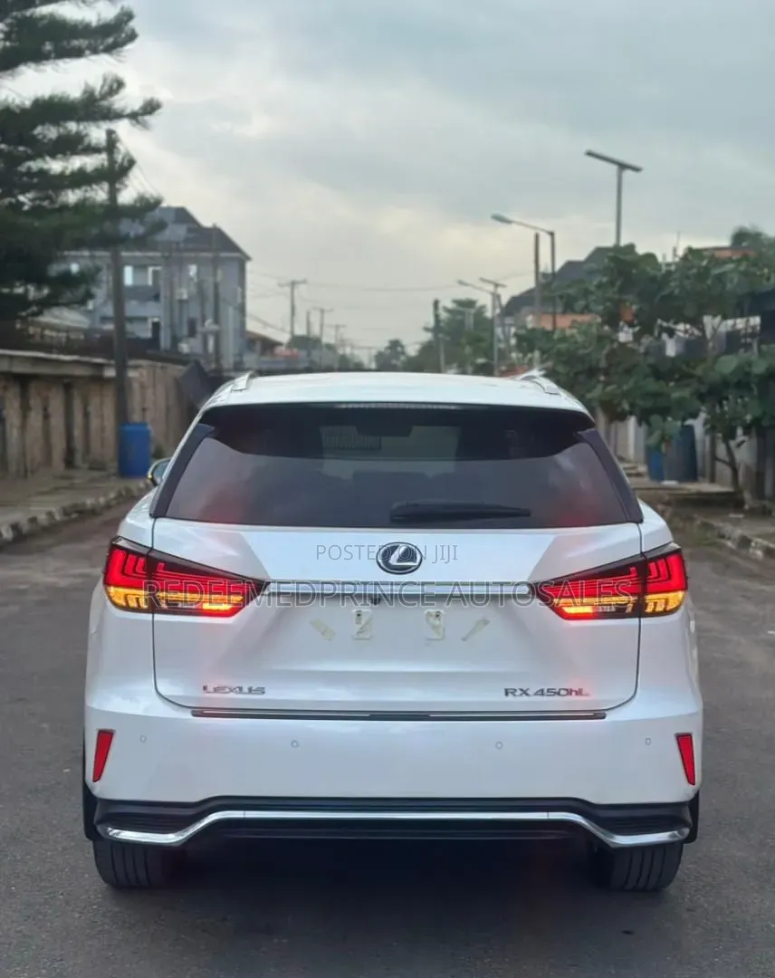 Lexus RX 450hL 7-seater 4WD 2021 White