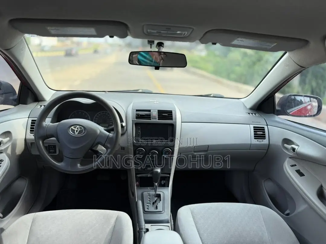 Toyota Corolla LE 4dr Sedan (1.8L 4cyl 4A) 2010 Red