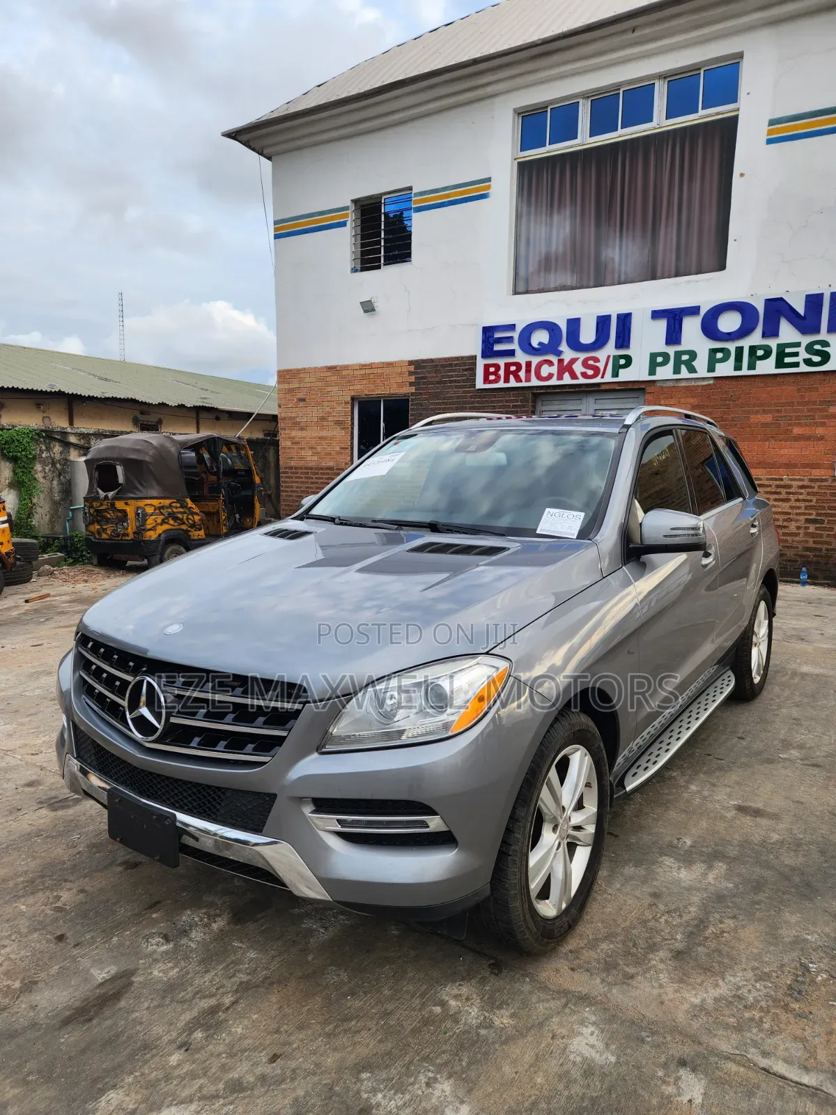 Mercedes-Benz M Class ML350 4MATIC 4dr SUV AWD (3.5L 6cyl 7A) 2014 Gray