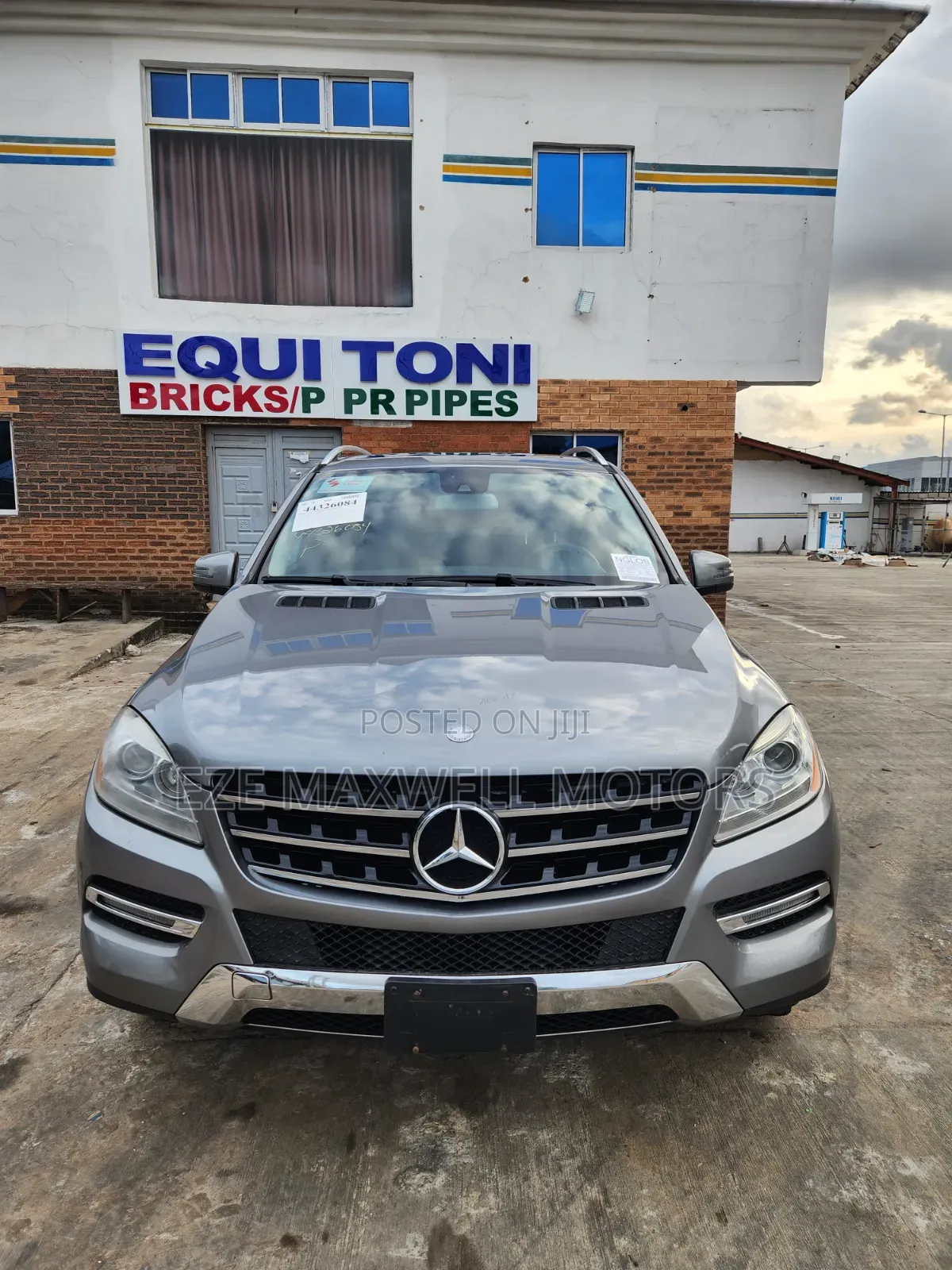 Mercedes-Benz M Class ML350 4MATIC 4dr SUV AWD (3.5L 6cyl 7A) 2014 Gray