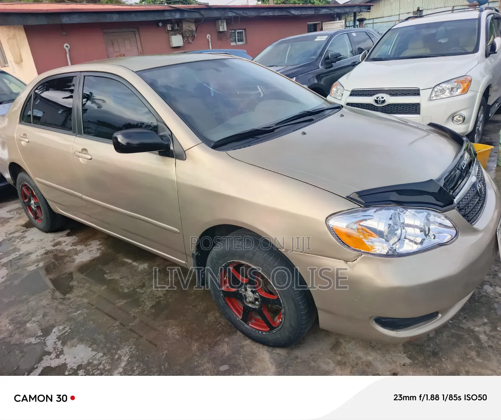 Toyota Corolla LE 2005 Gold