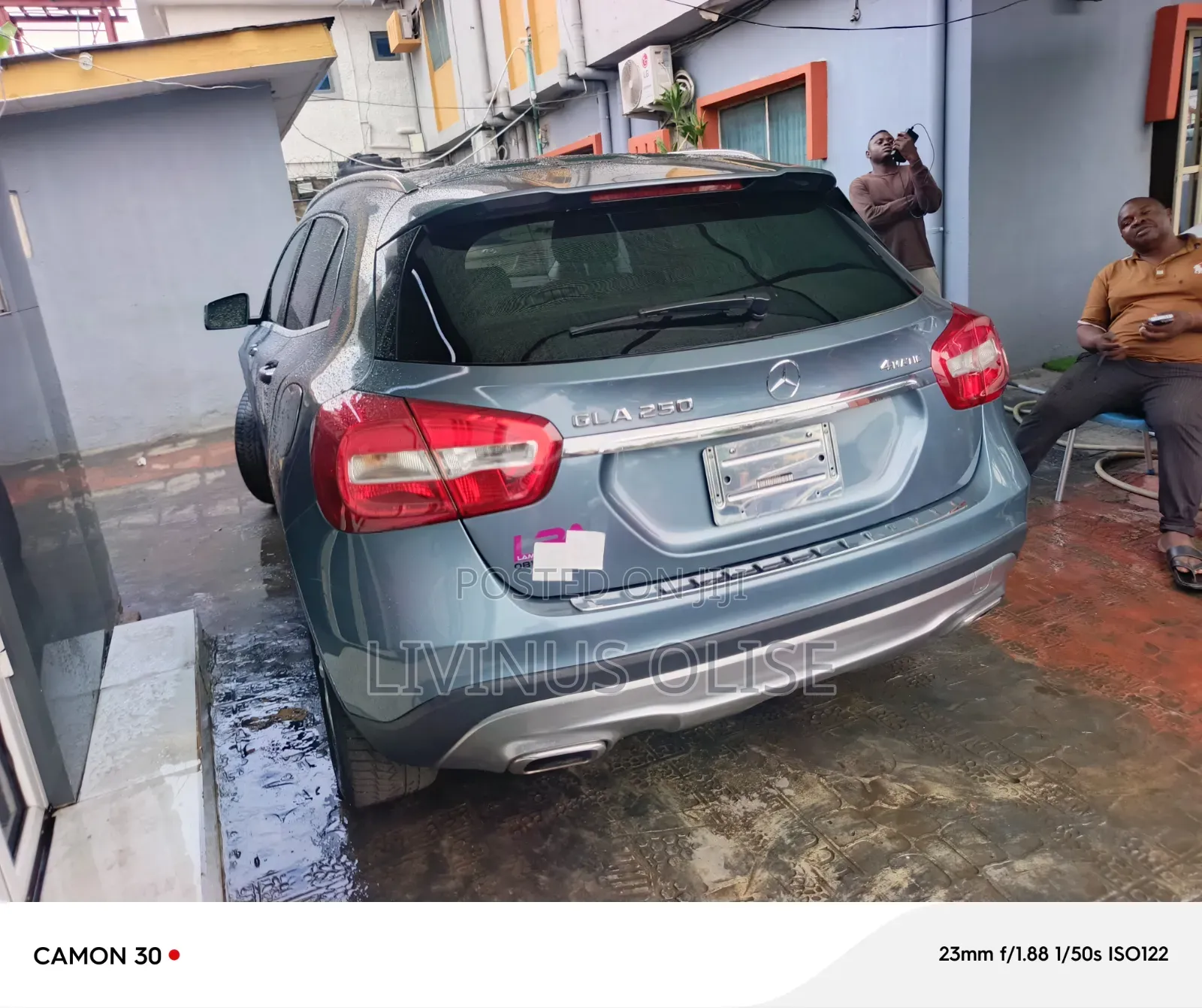Mercedes-Benz GLA 250 2015 Blue