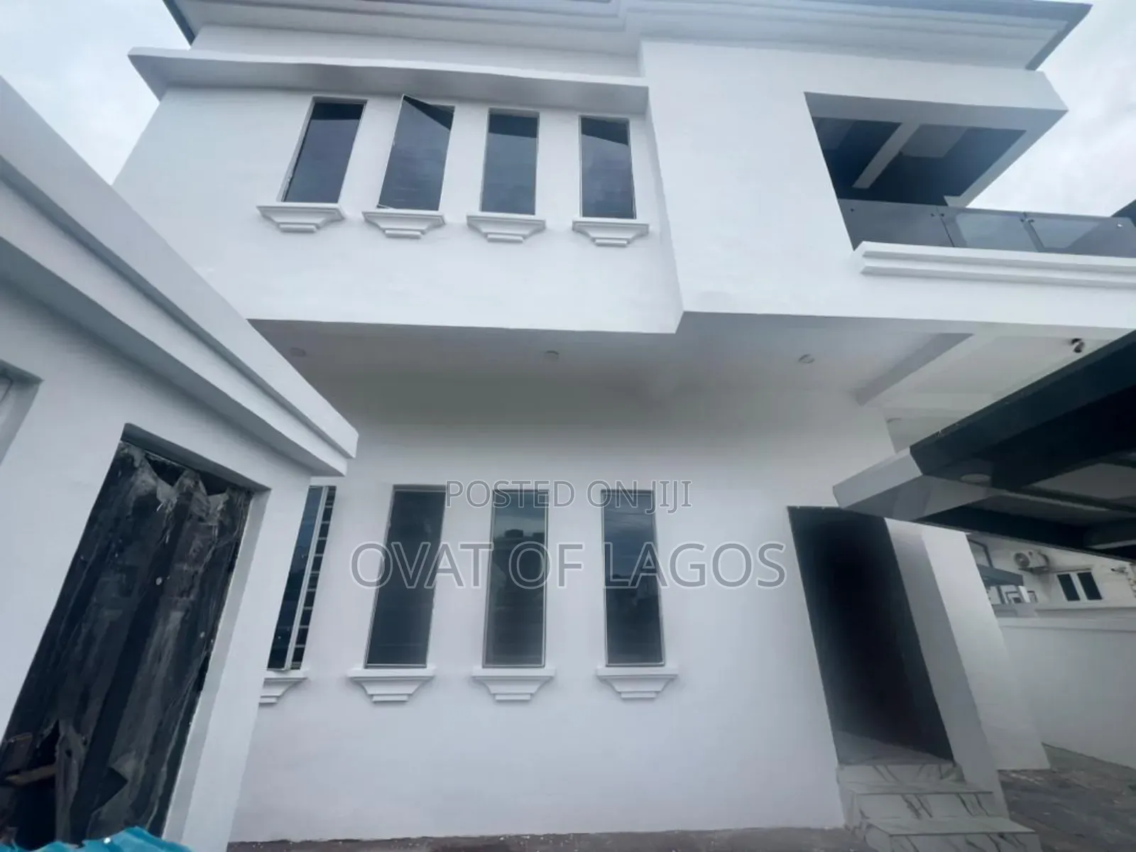 5bdrm Duplex in Osapa London Estate for rent