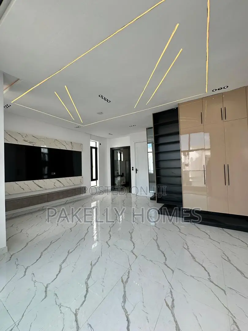 4 Bedroom Full Detached Duplex With Bq And Swimming Pool