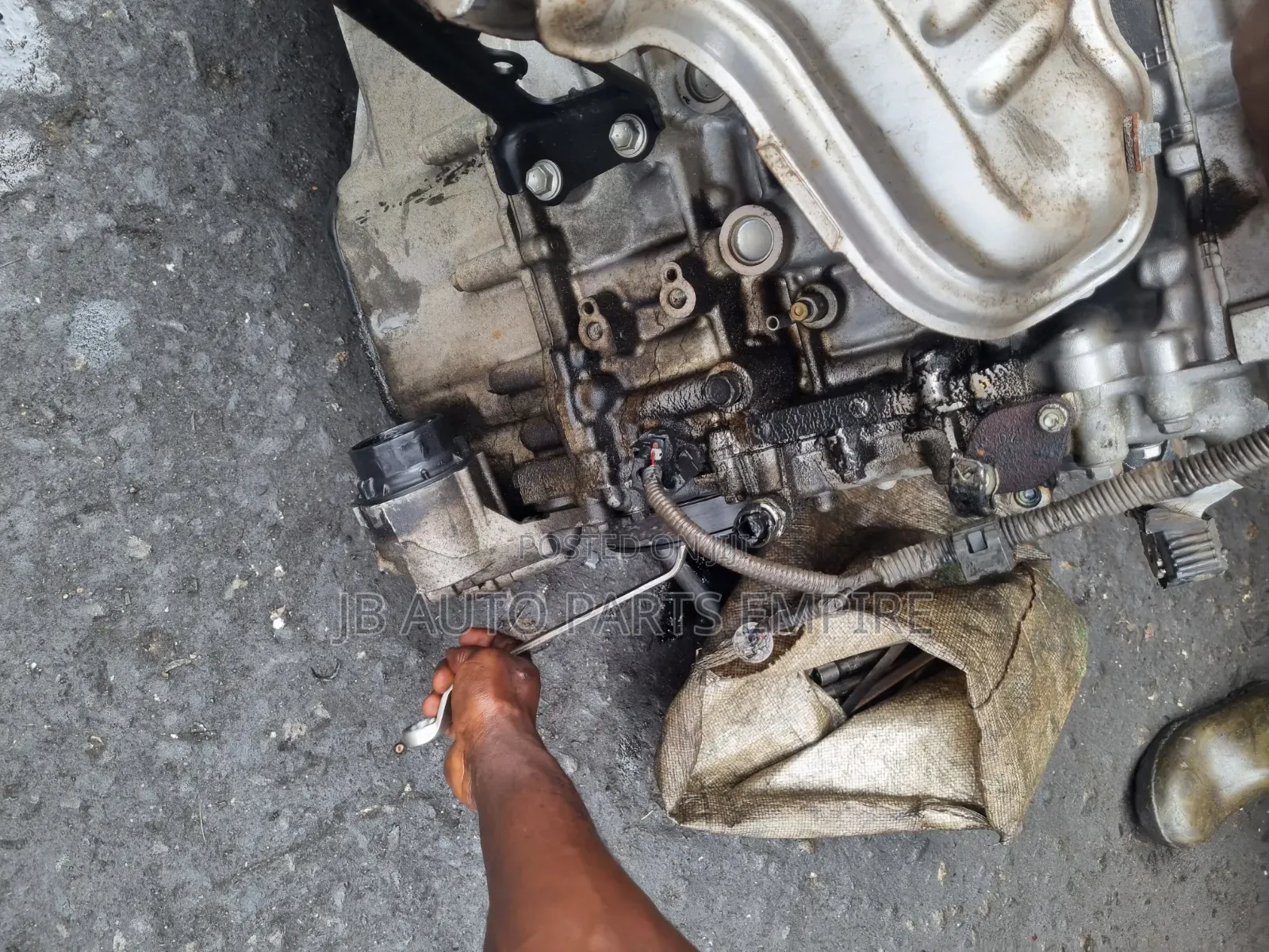 High Quality Engine for Toyota Corolla 2zr Over Clean Engine