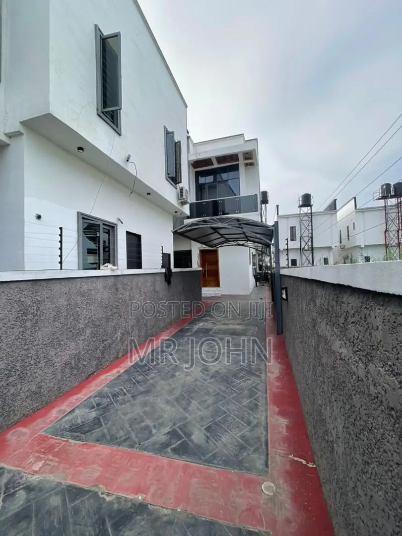 4bdrm House in Orchid Luckypr, Lekki for sale