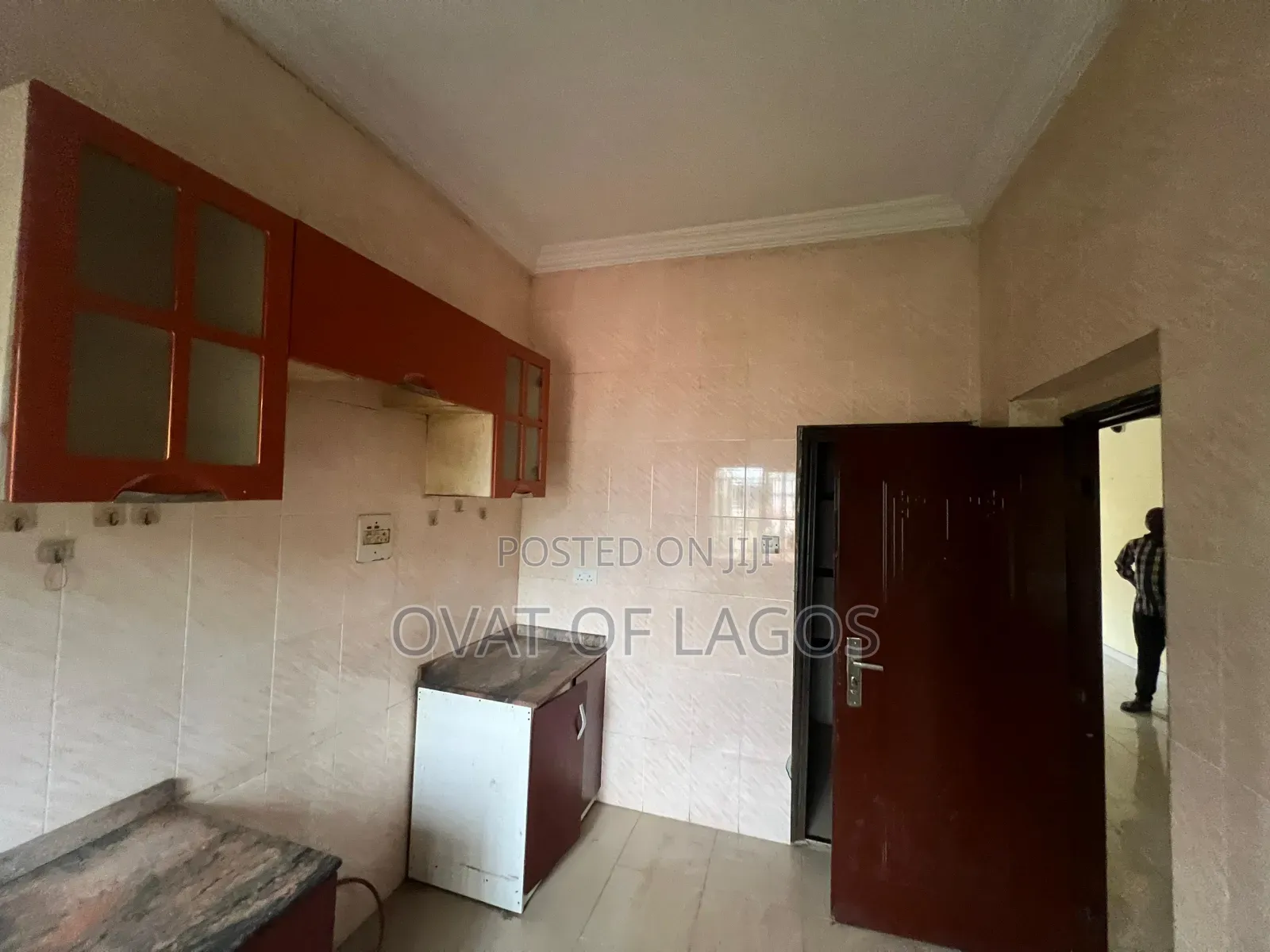 3bdrm Apartment in Osapa London Estate for rent