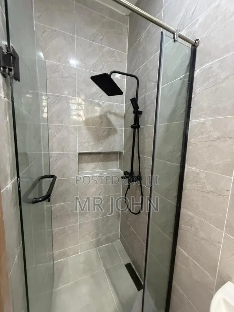 4bdrm House in Ikota Villa Estate, Lekki for sale
