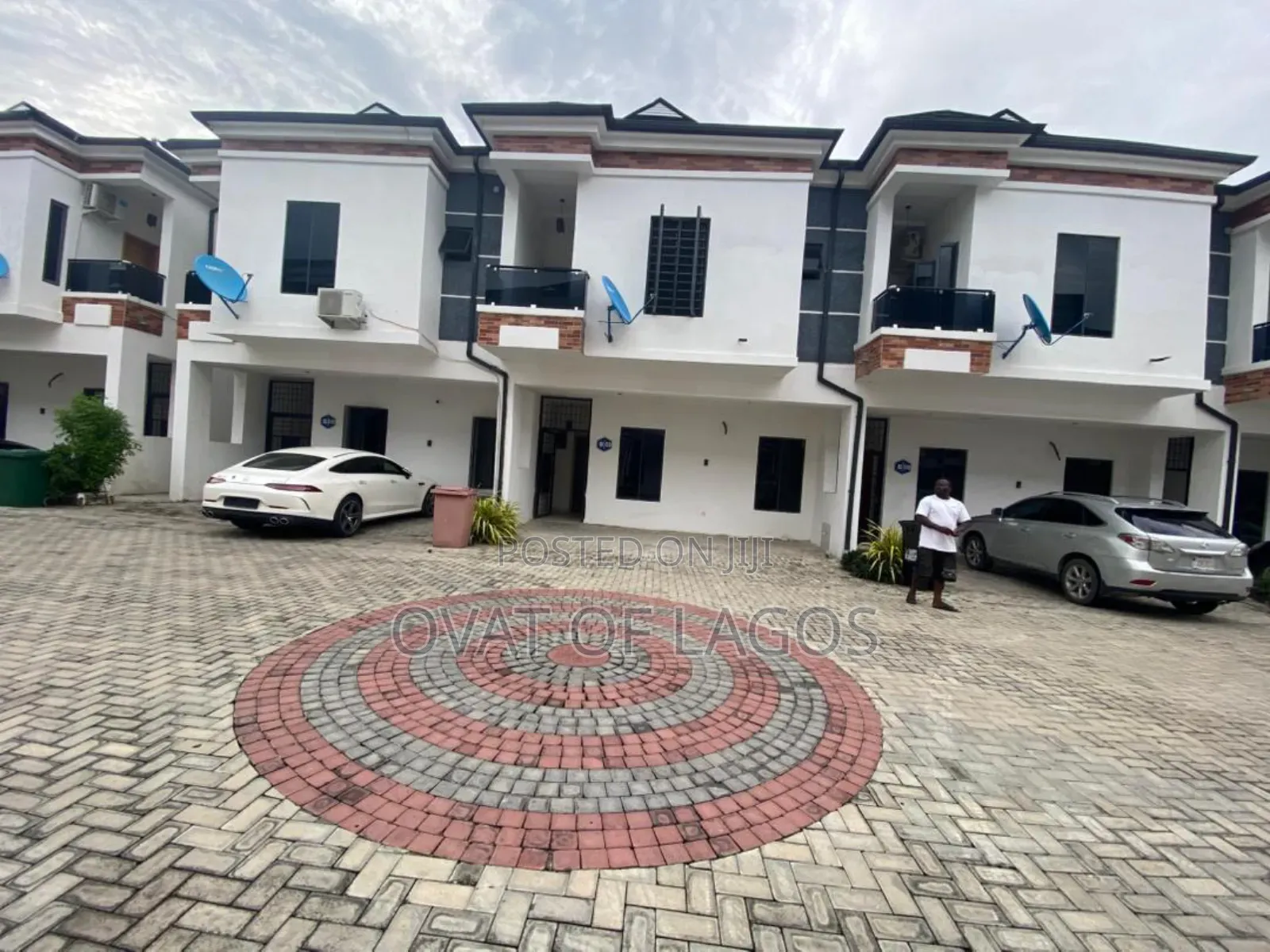 4bdrm Duplex in Harris Drive, VGC / Ajah for rent