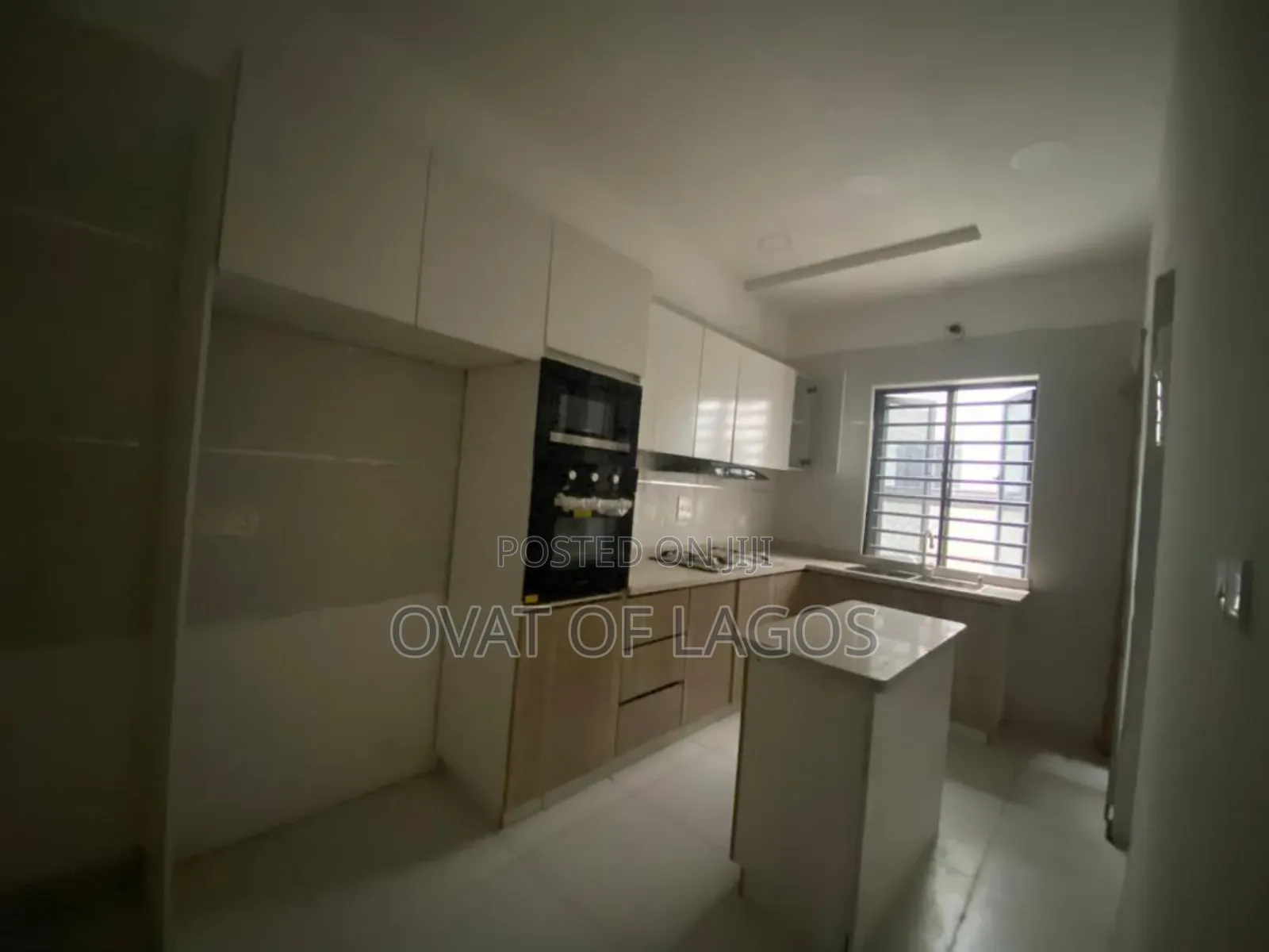 4bdrm Duplex in Harris Drive, VGC / Ajah for rent