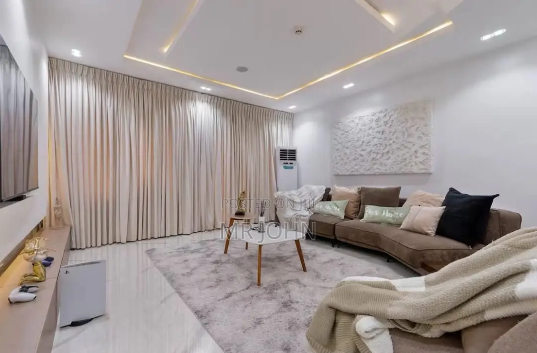 Furnished 3bdrm Apartment in Banana Island Road for rent
