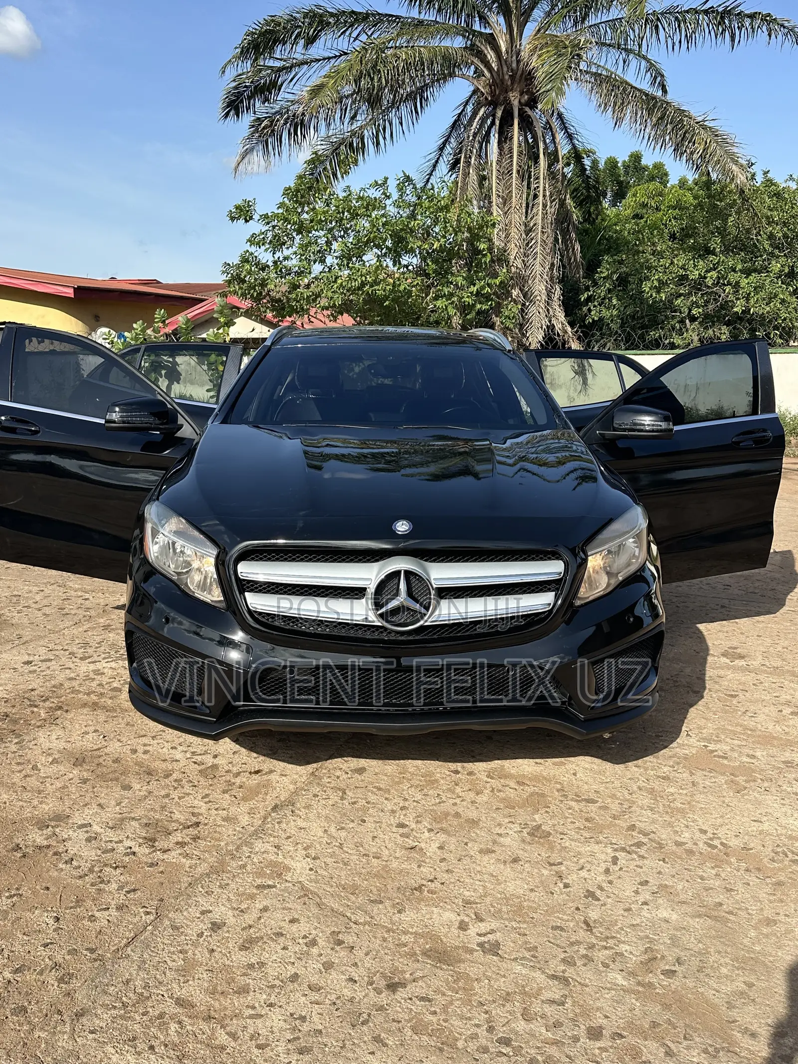 Mercedes-Benz GLA-Class 2016 Black