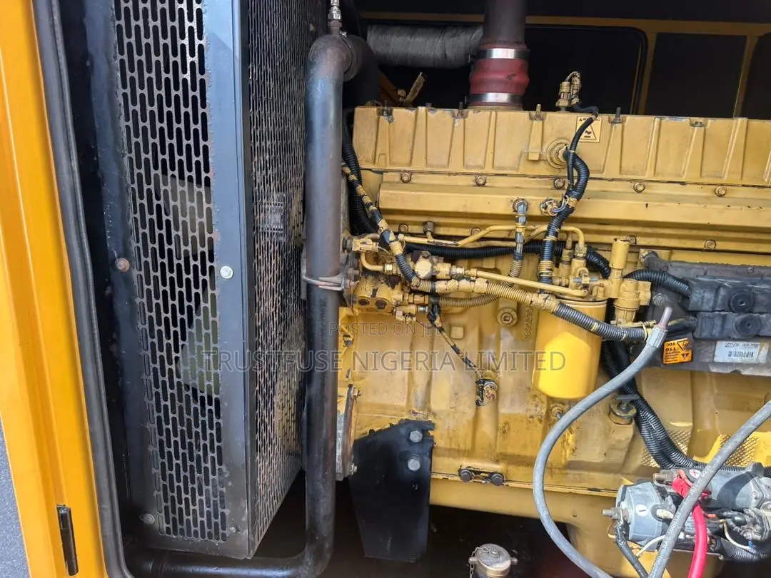 250 Kva Mantrac Cat Almost Brand New Soundproof Generator