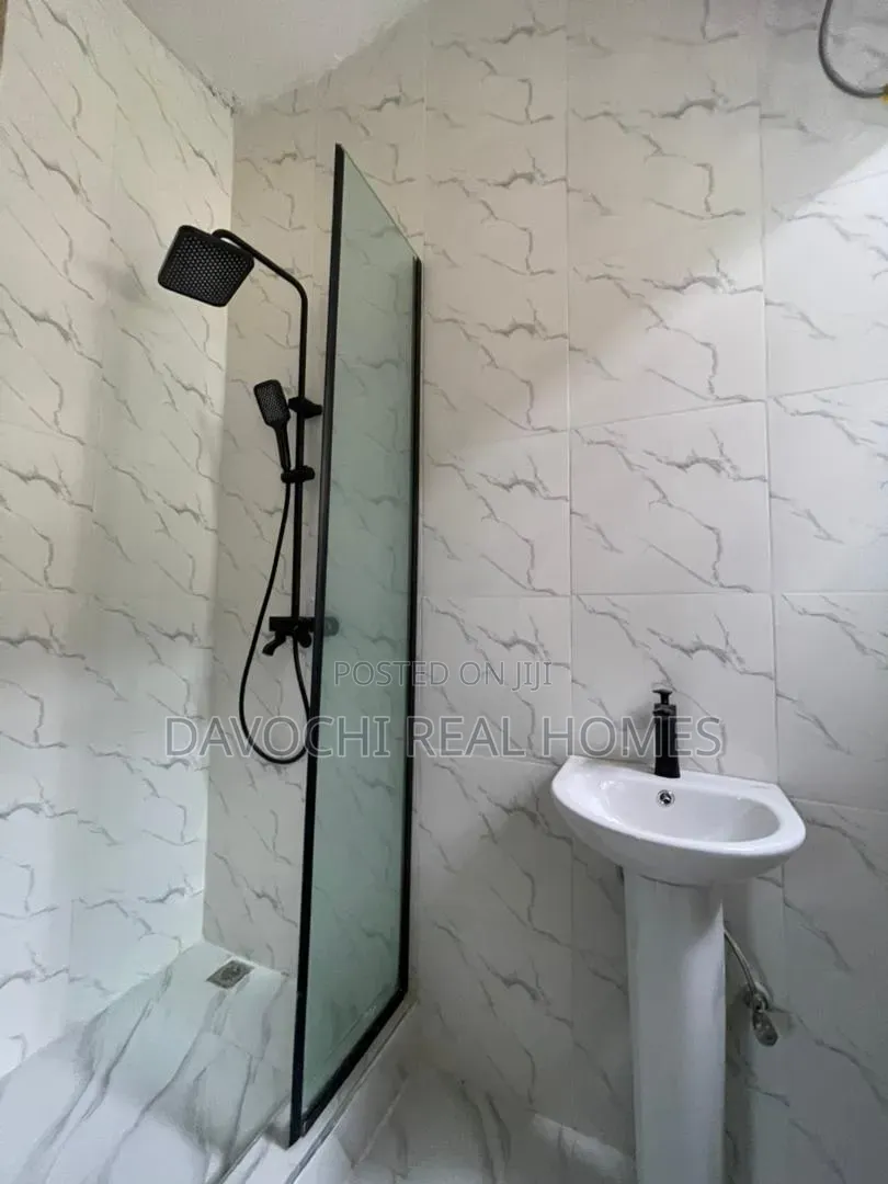 4bdrm Duplex in Lekki Phase 1 for sale