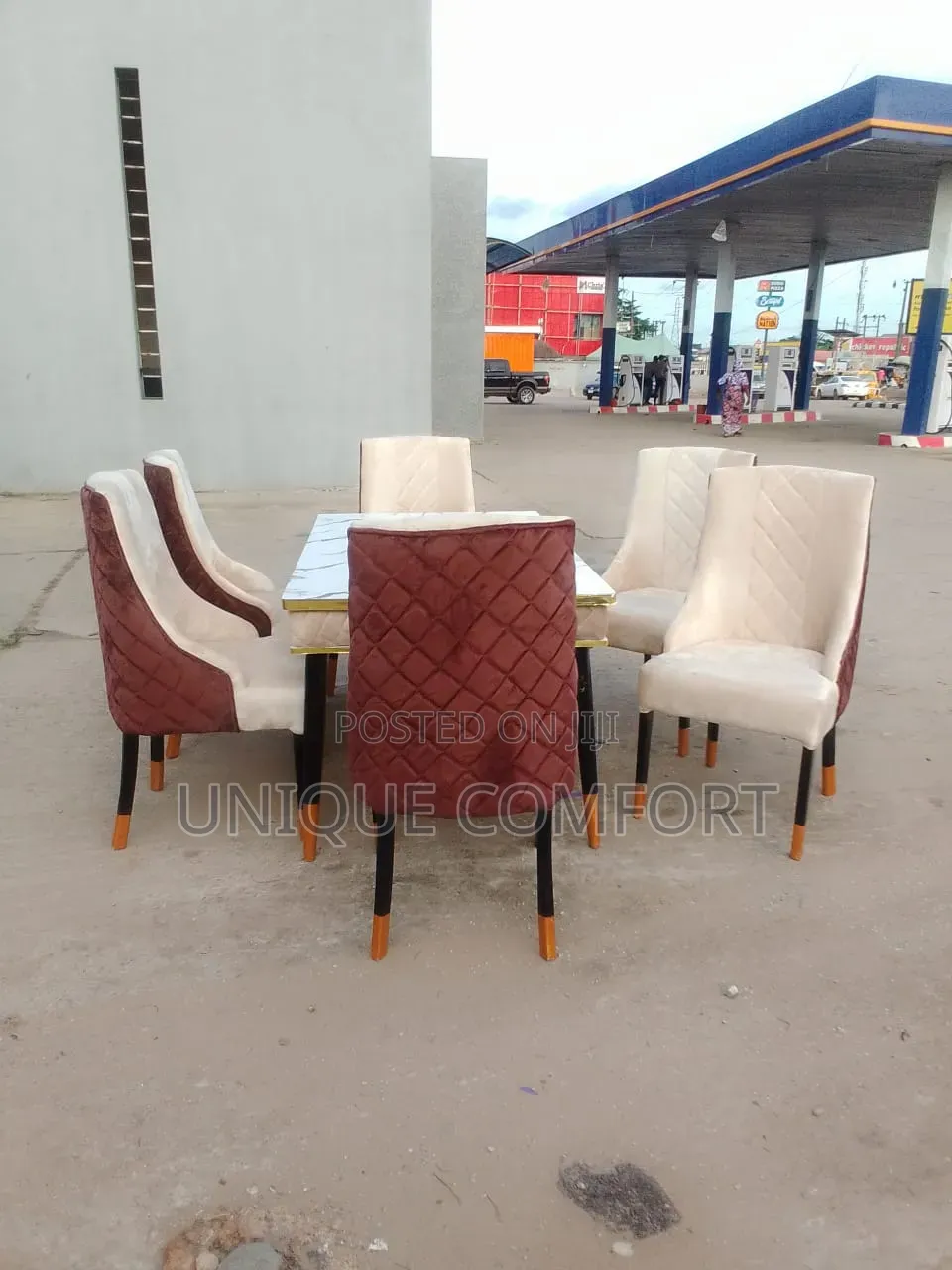 Brand New Top Quality 6 Seaters Luxury Faux Marble Dinning Set
