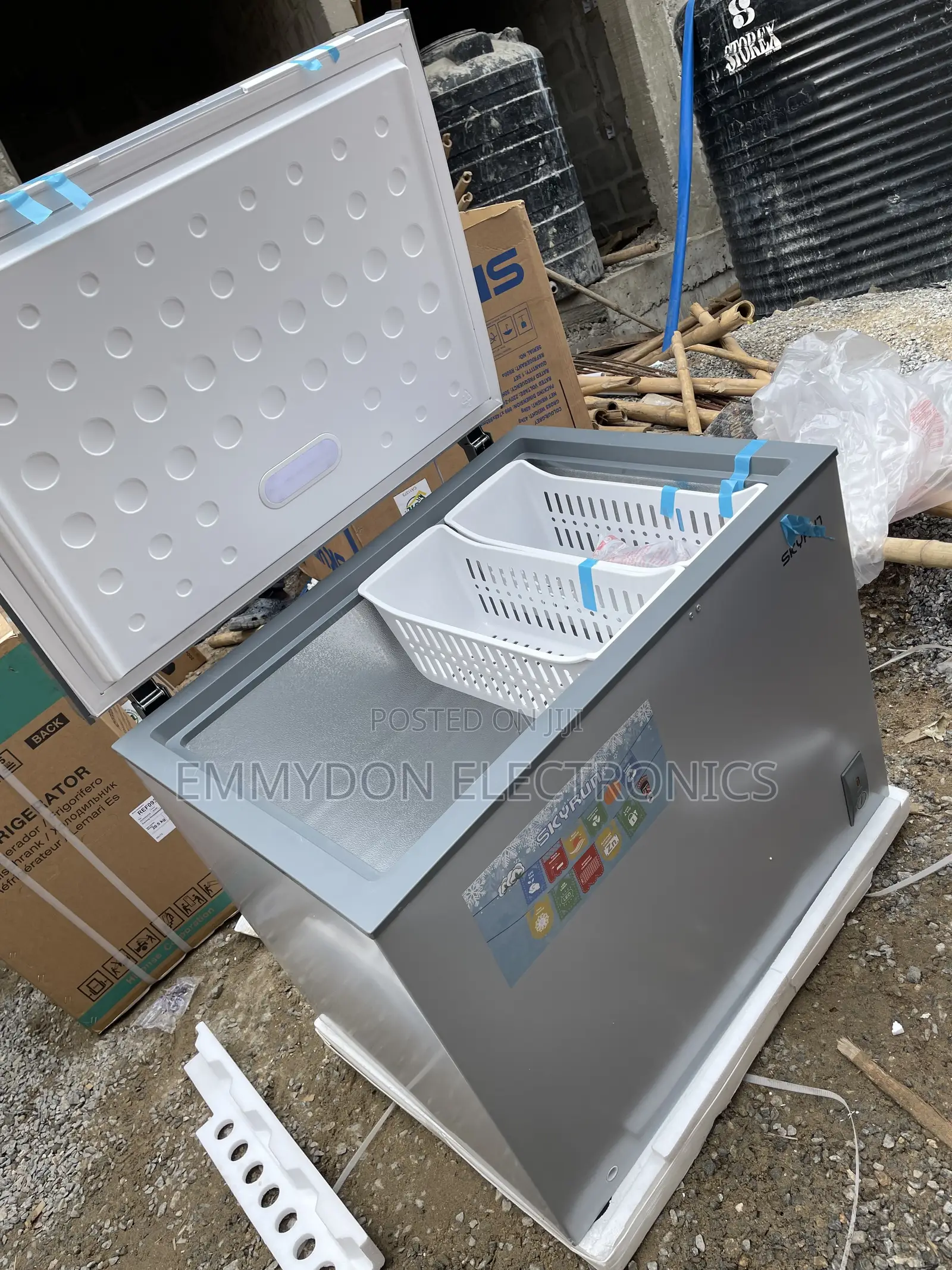 Skyrun 200l Chest Freezer Compact and Spacious