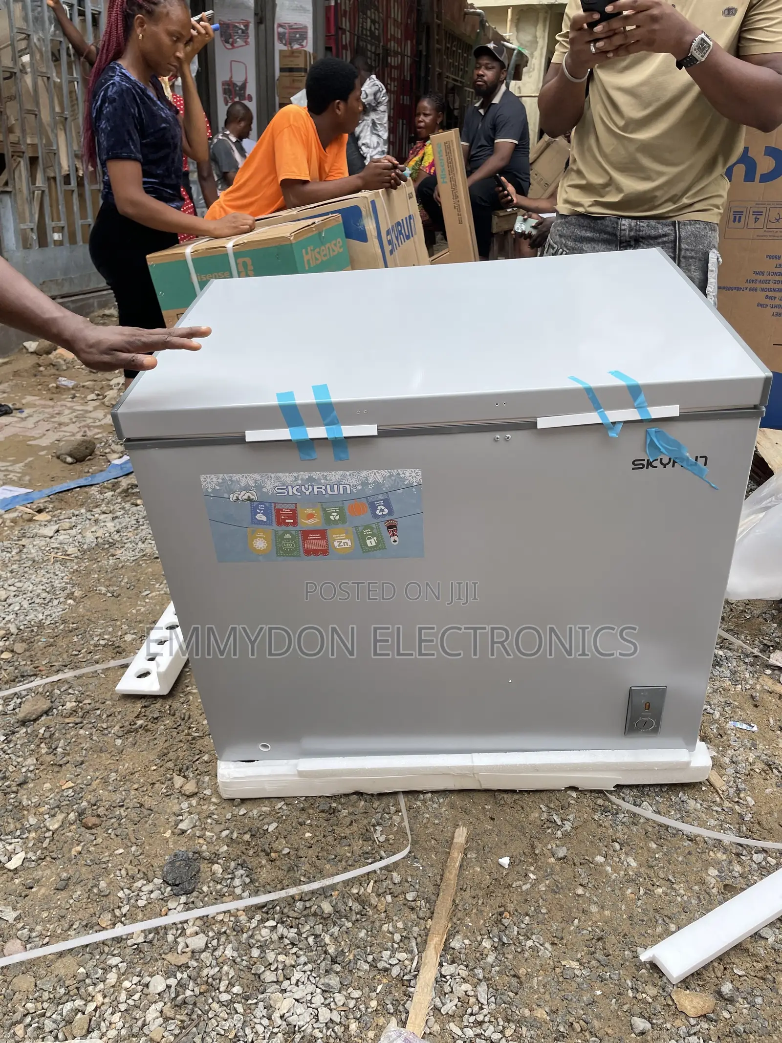 Skyrun 200l Chest Freezer Compact and Spacious