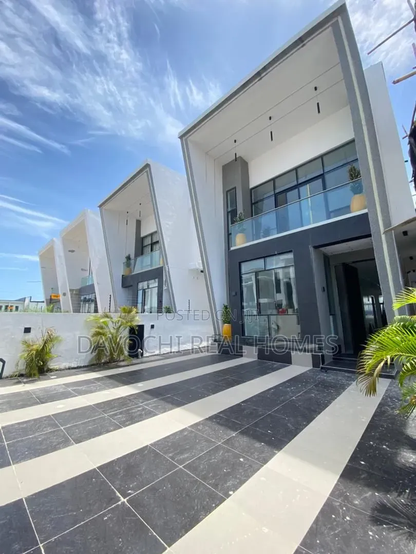 5bdrm Duplex in VGC / Ajah for sale