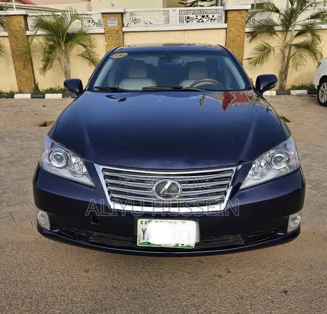 Lexus ES 350 2010 Blue