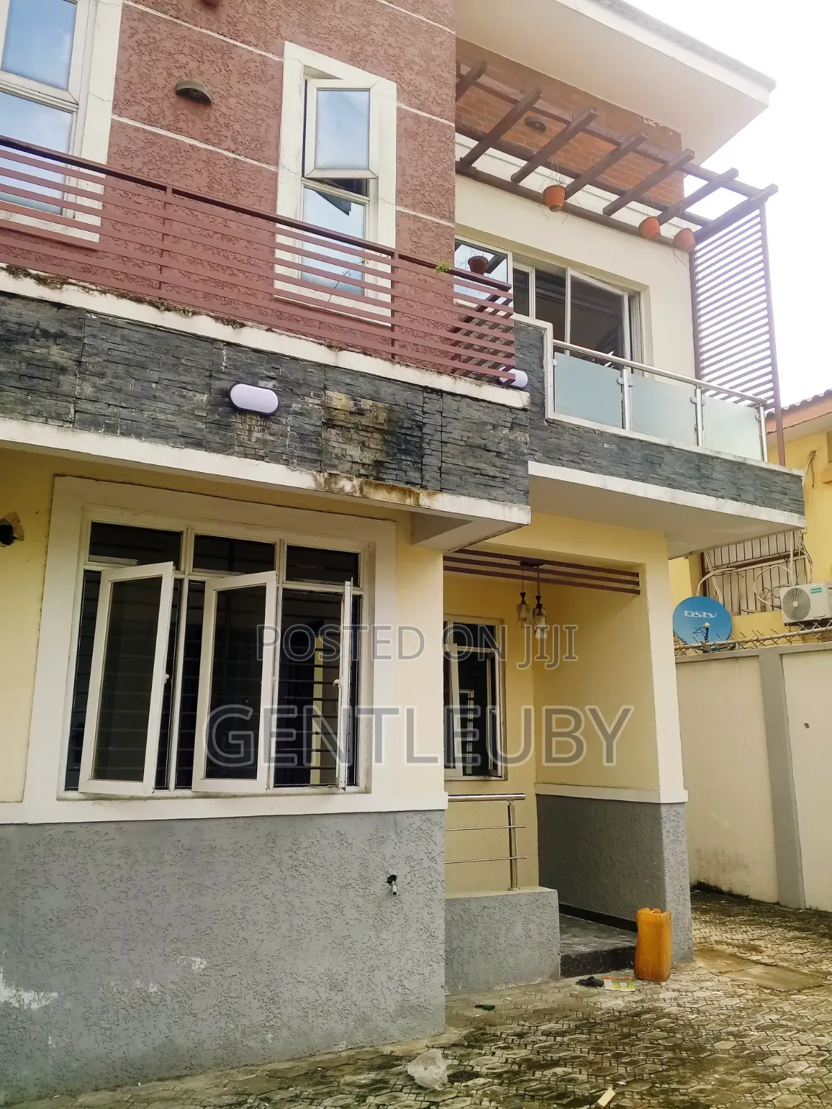 4bdrm Duplex in Ikota Villa, Lekki Phase 2 for rent