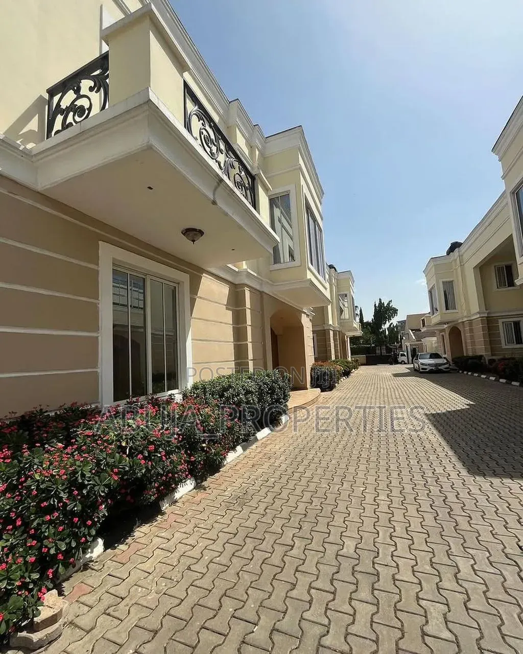 4bdrm Duplex in Maitama for rent
