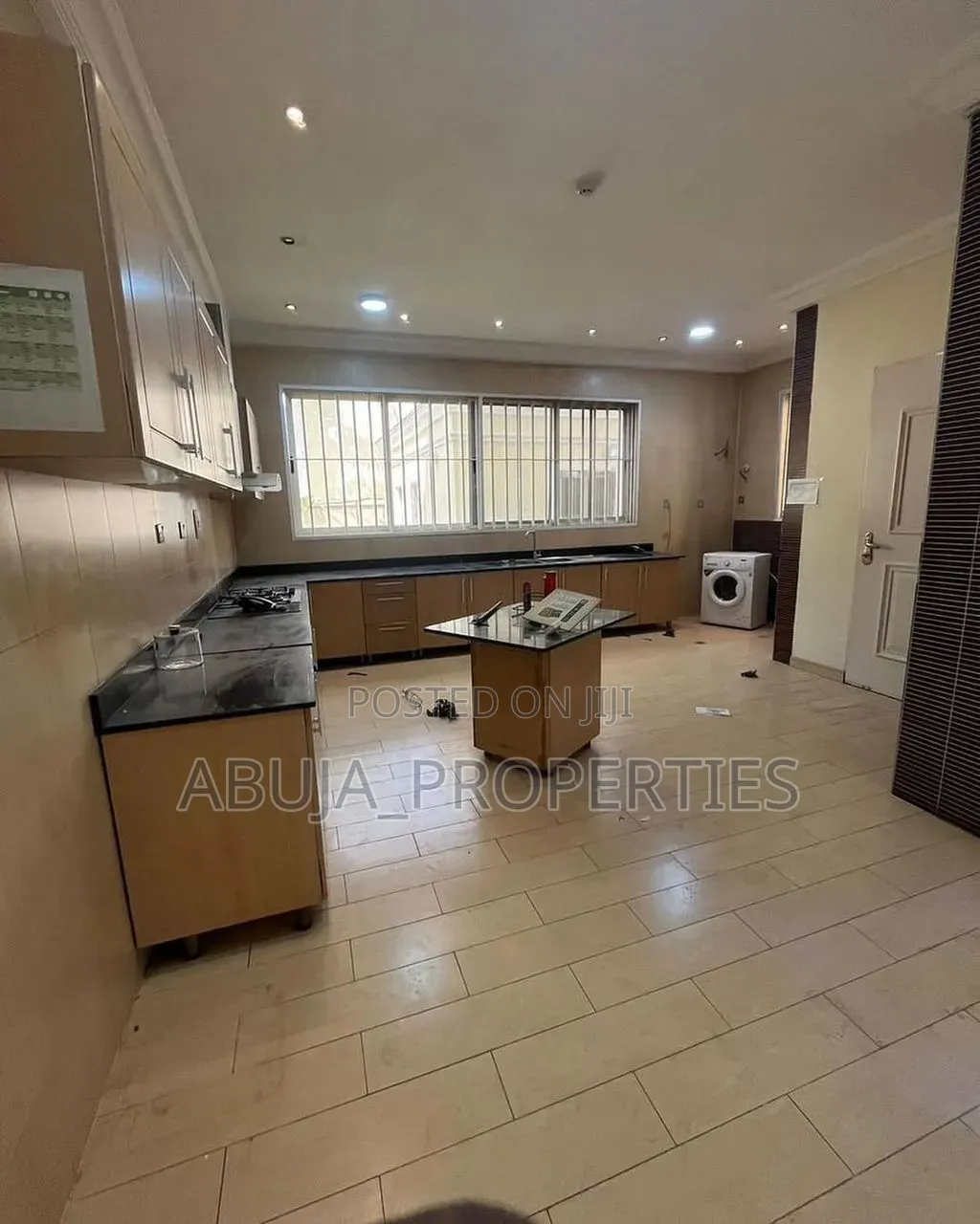 4bdrm Duplex in Maitama for rent
