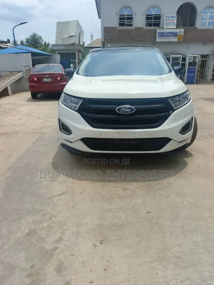 Ford Edge Sport 4dr AWD 2017 White