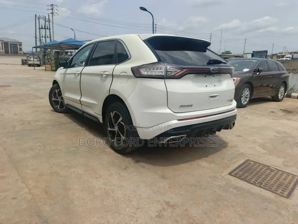 Ford Edge Sport 4dr AWD 2017 White