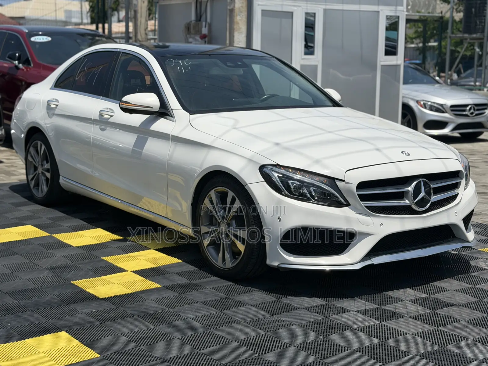 Mercedes-Benz C300 Luxury 4Matic Sedan AWD (2.0L 4cyl 7A) 2016 White