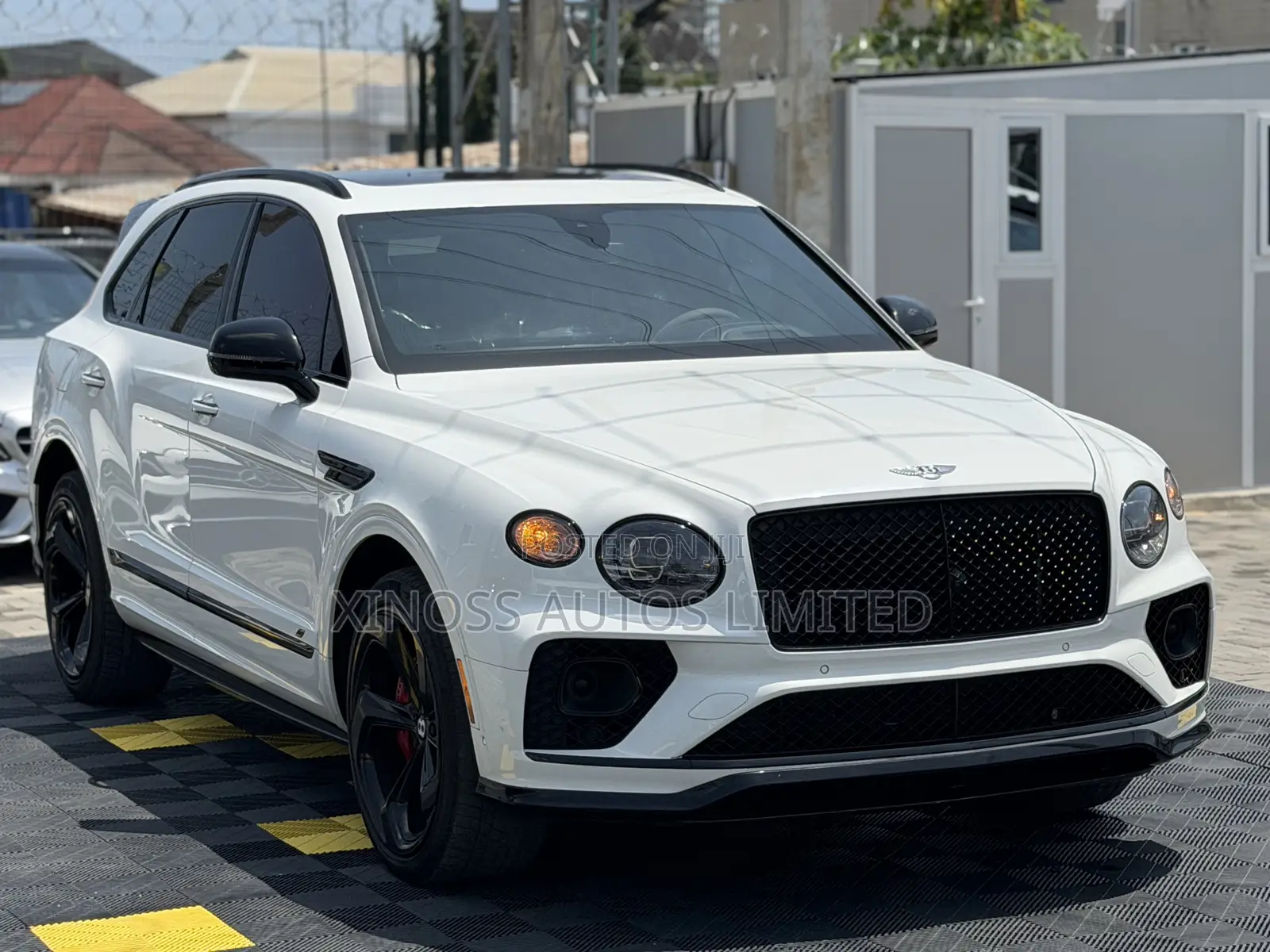 Bentley Bentayga S V8 2023 White