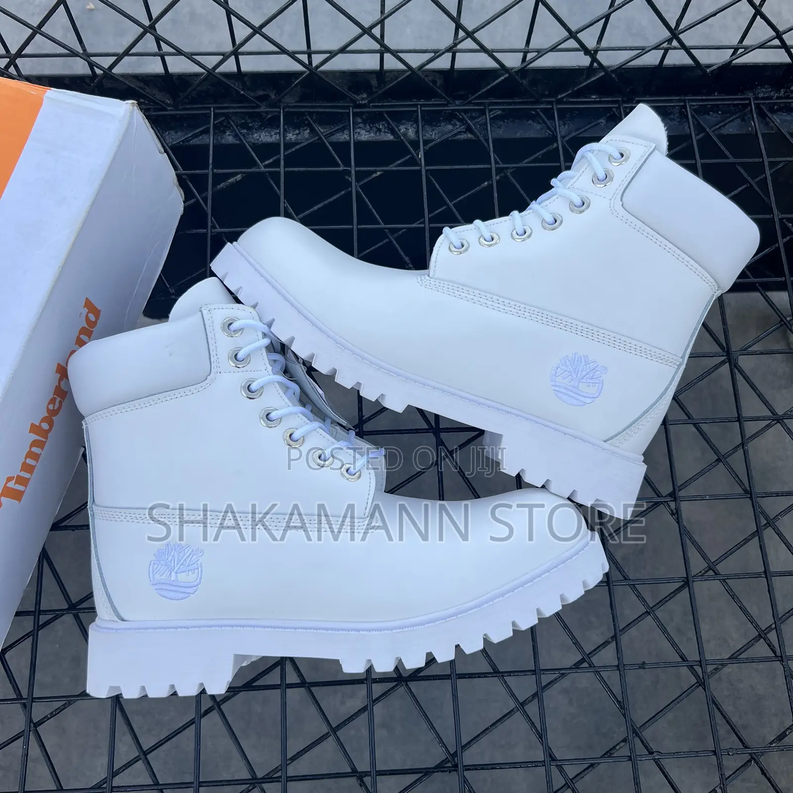 Original Timberland Prenium 6 Inch Booth Triple White
