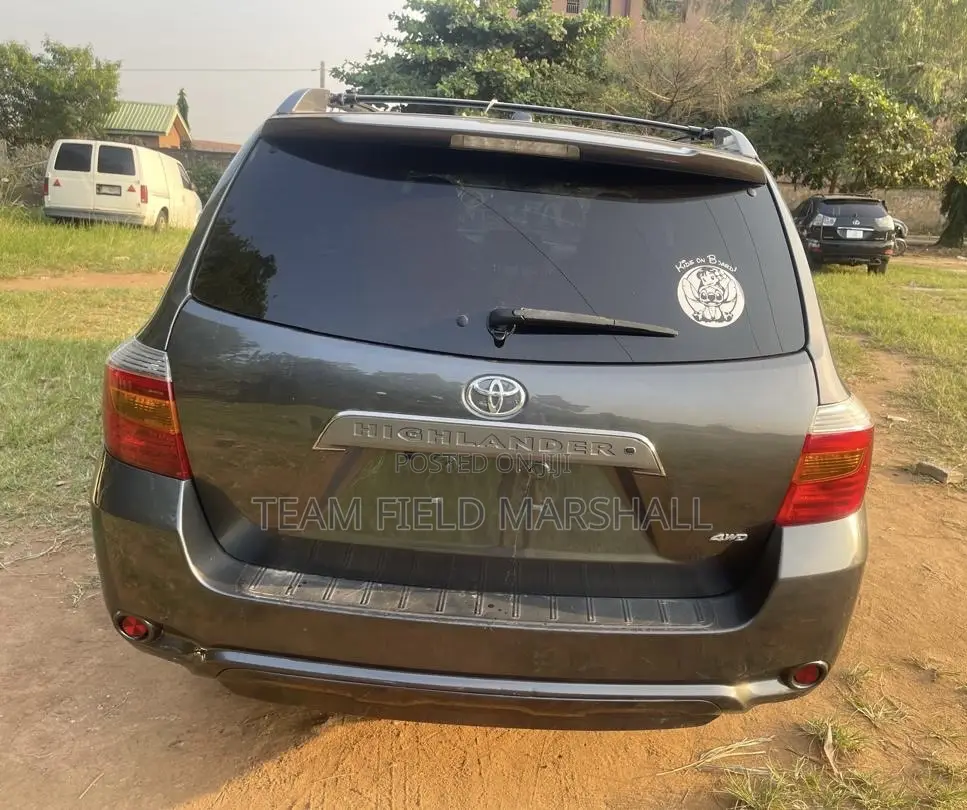 Toyota Highlander Sport 2010 Gray
