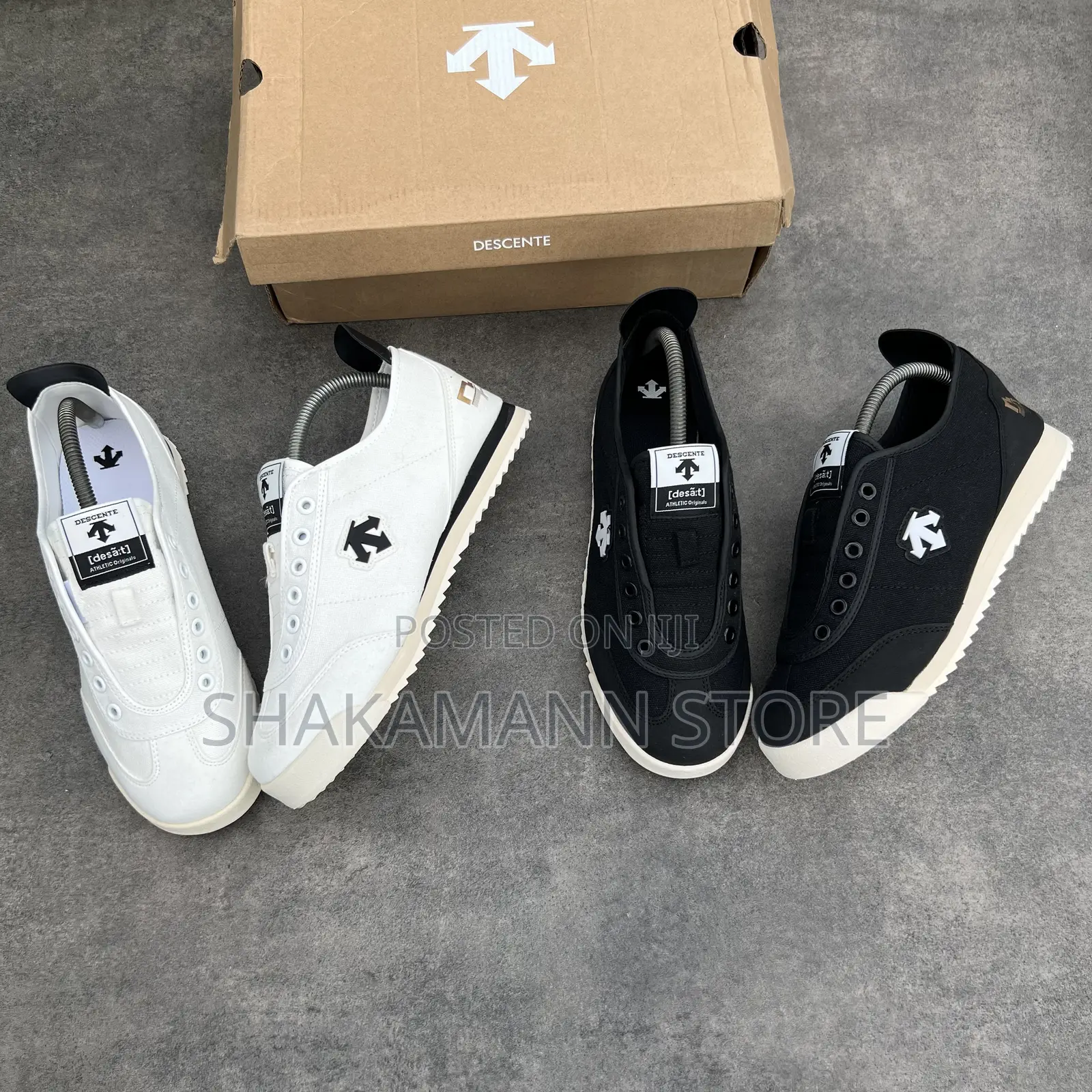 Original Descente Chron Tempo White Slip-on Sneakers, No Lace Black