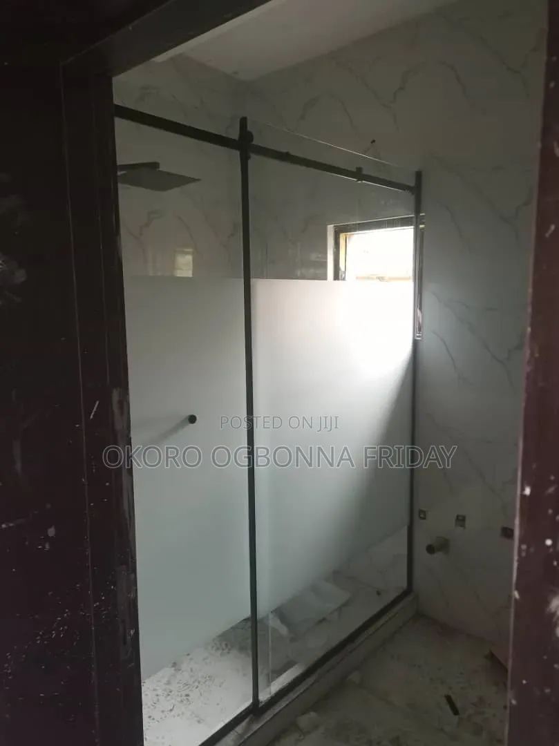 Aloud Bathroom