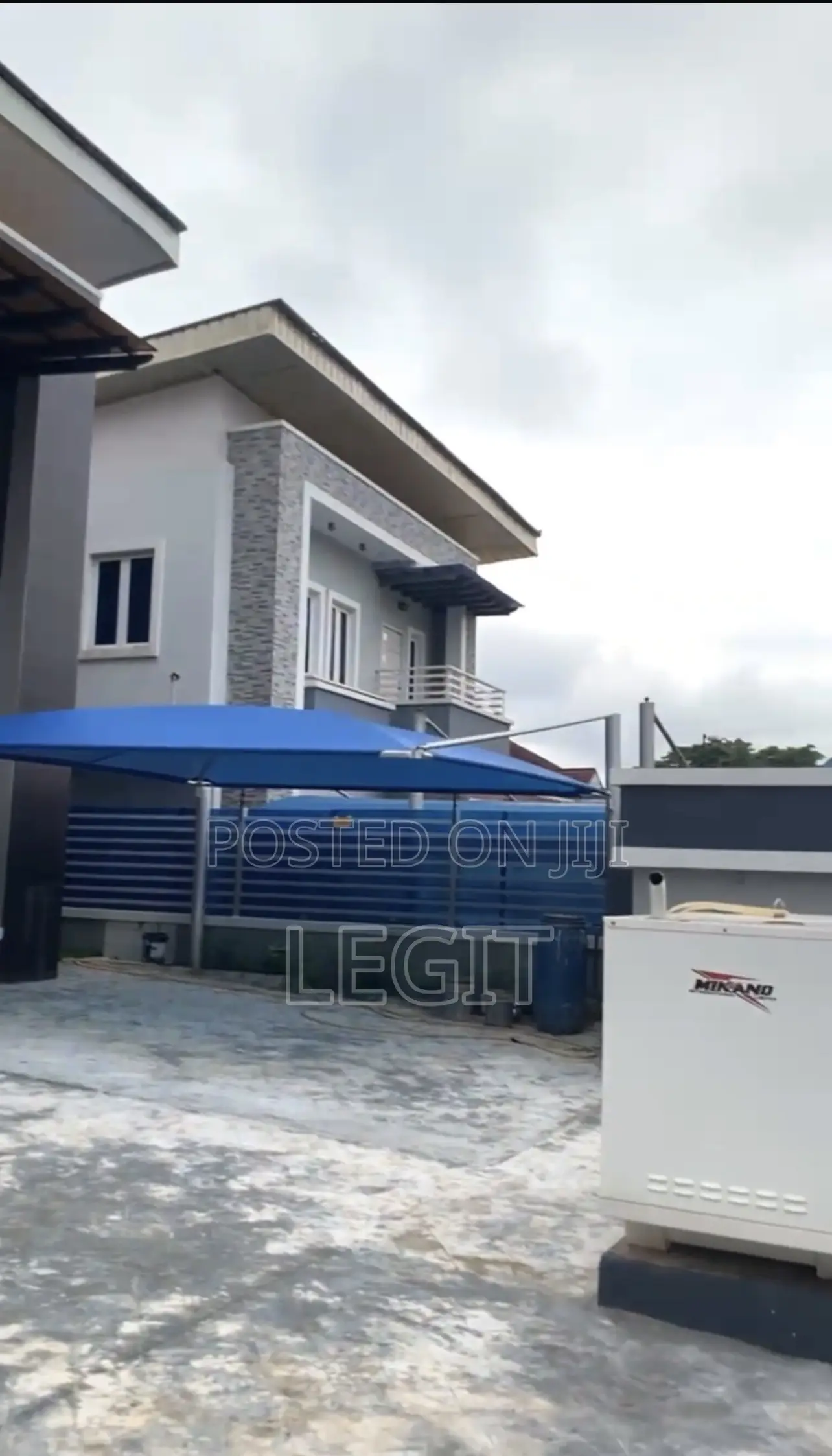 6bdrm Duplex in Apo District for sale
