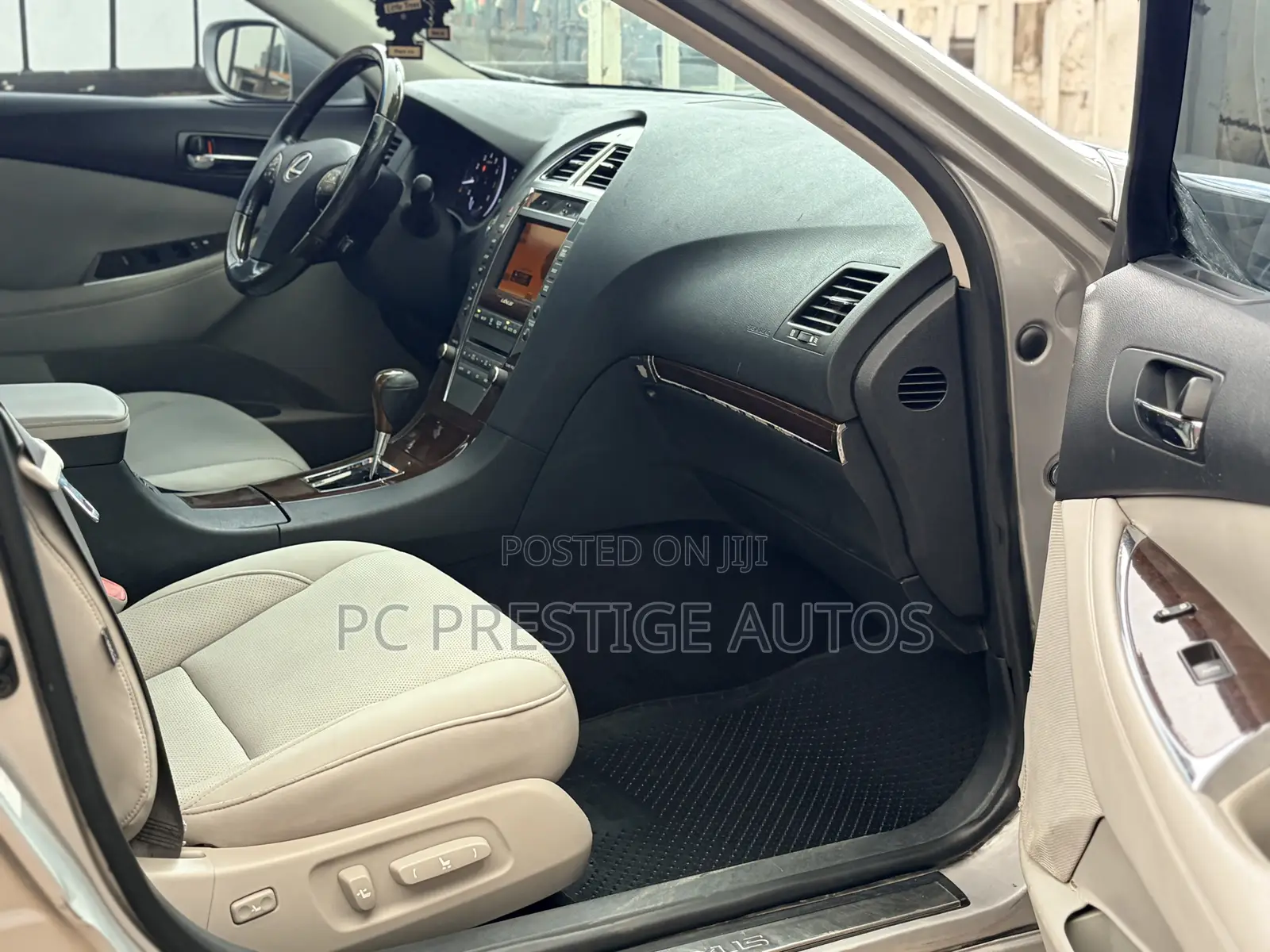 Lexus ES 350 2010 Silver
